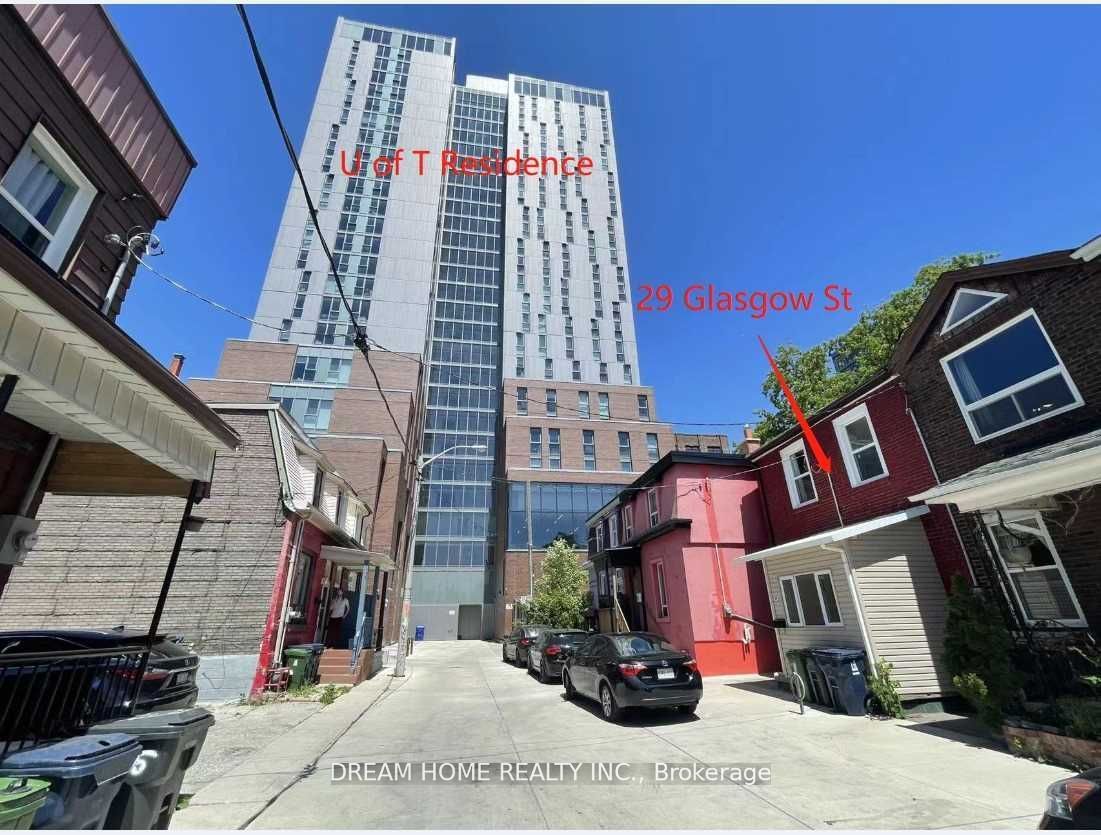 29 Glasgow Street 2nd Floor, Toronto, ON M5T 2C1 photo 2