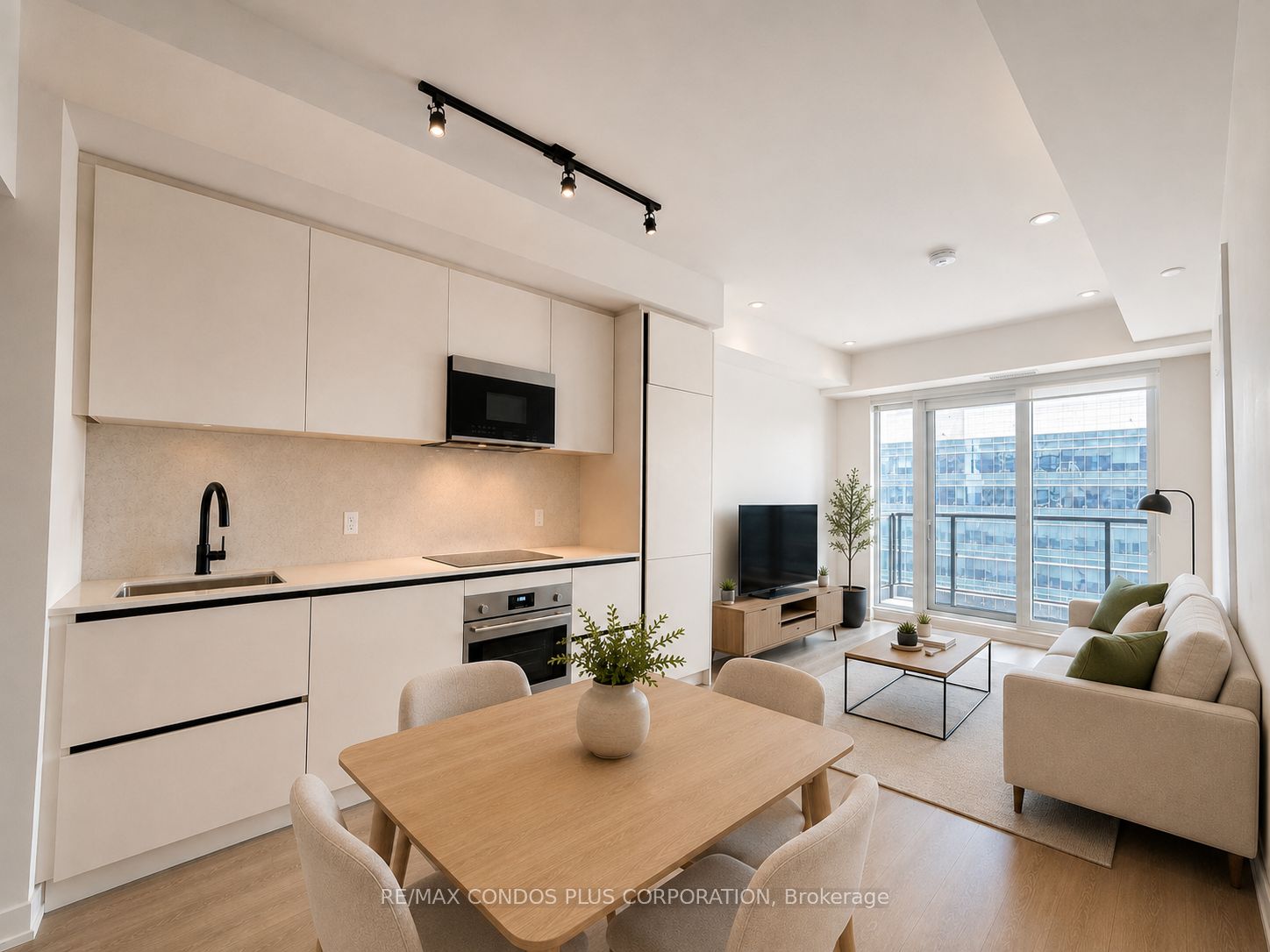 108 Peter Street 2101, Toronto, ON M5V 0W2 photo 3