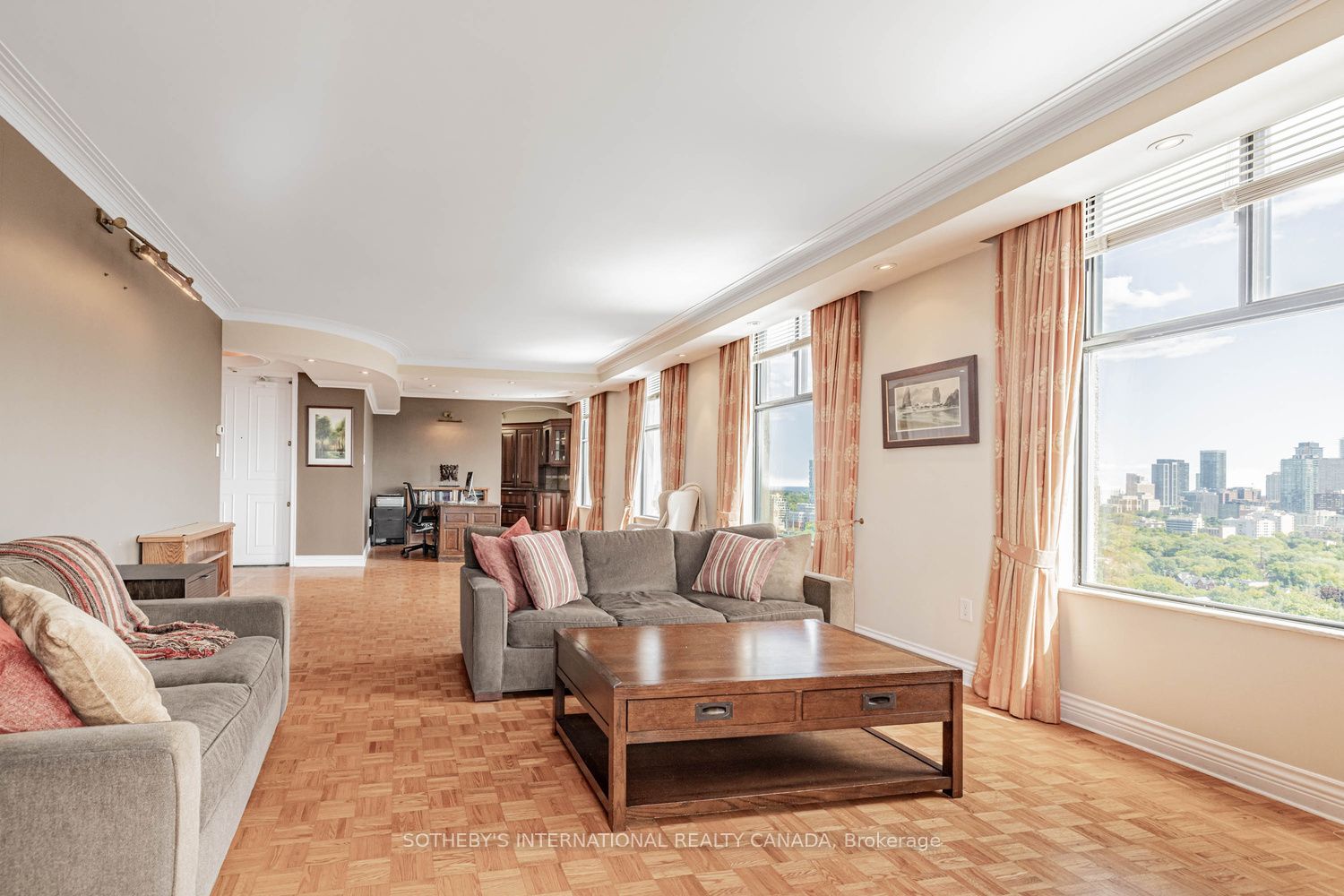 423 Avenue Road 13, Toronto, ON M4V 2H7 photo 5