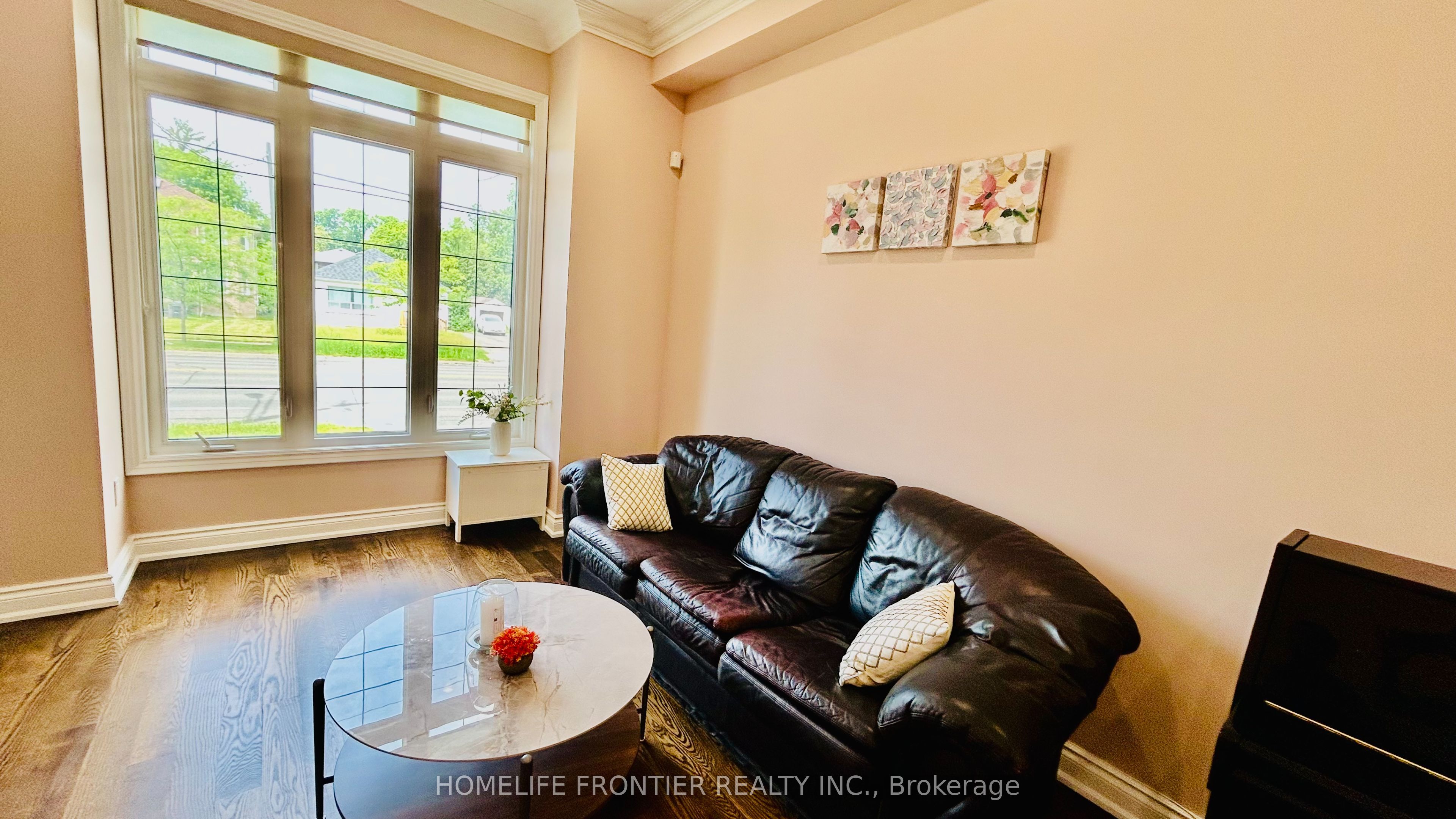 183 Finch Avenue E, Toronto, ON M2N 4R8 photo 4