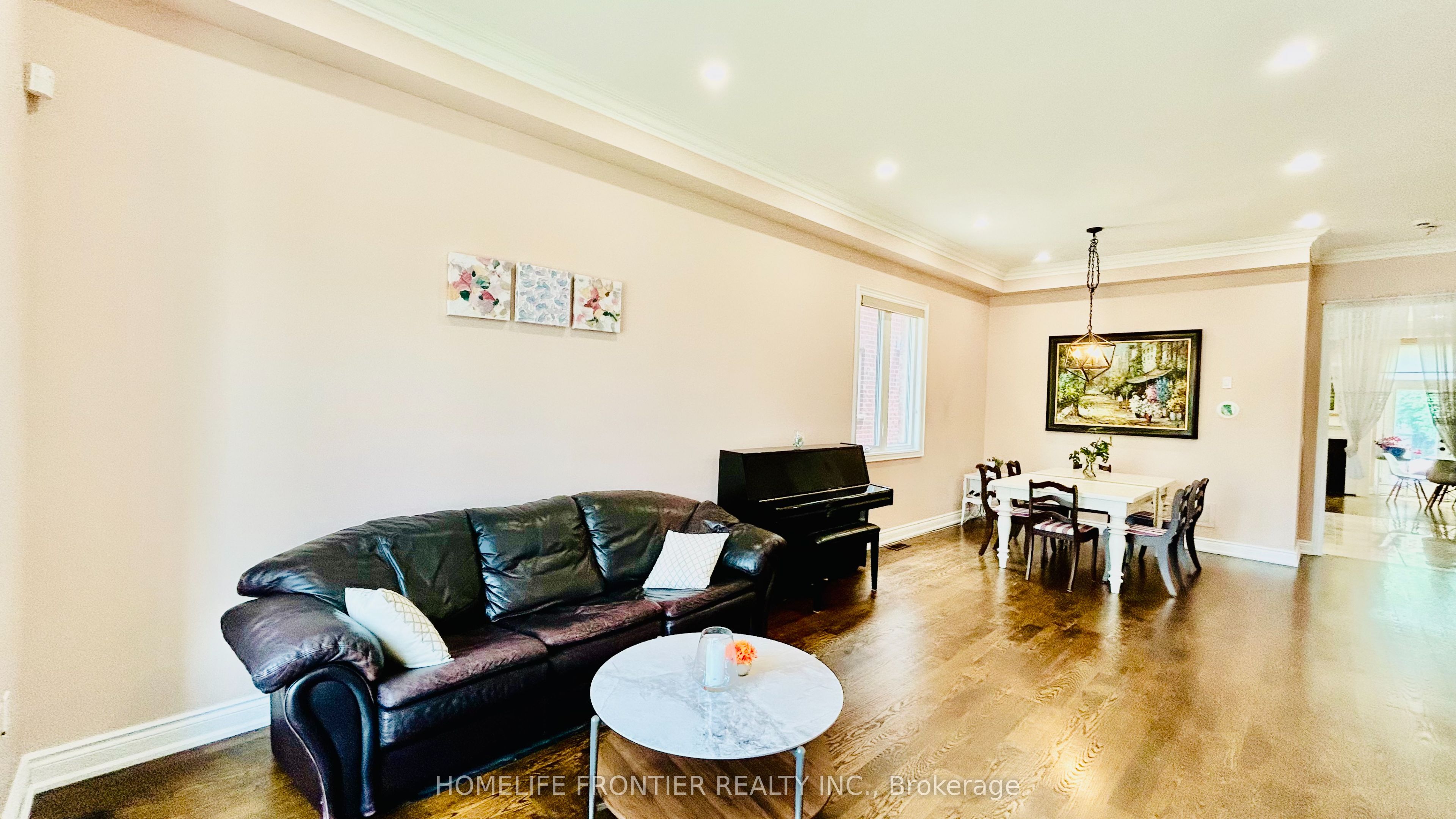 183 Finch Avenue E, Toronto, ON M2N 4R8 photo 5