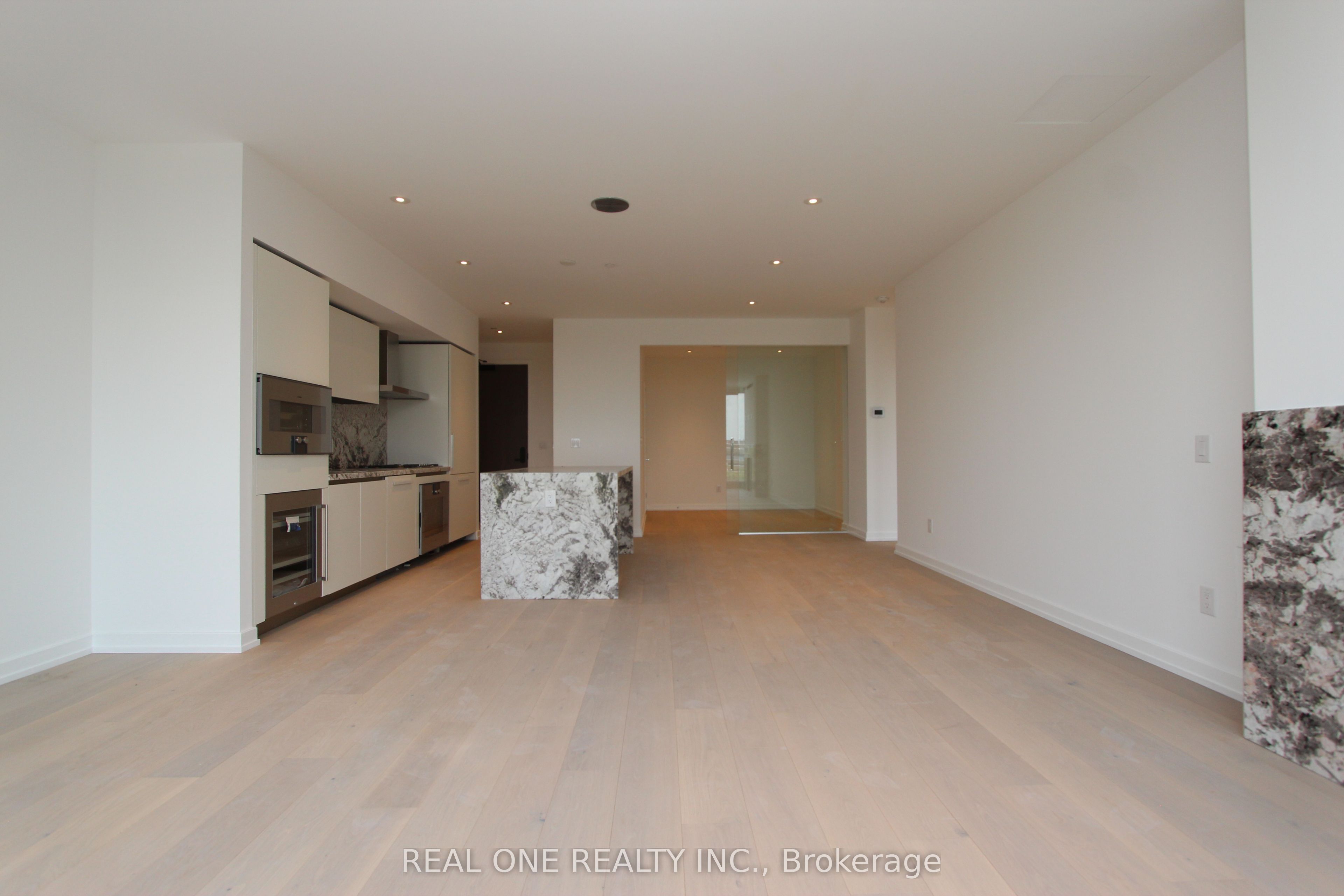 1315 Bay Street 804, Toronto, ON M5R 0E4 photo 5