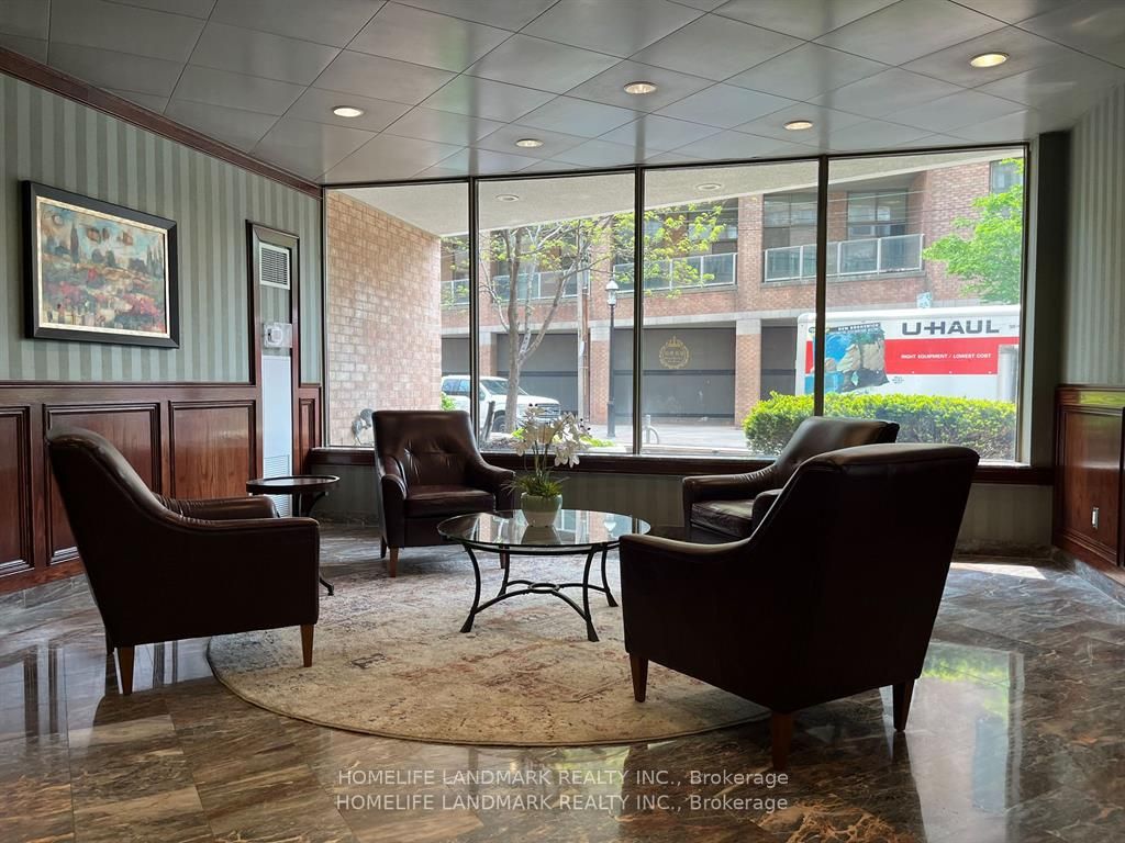 1055 Bay Street 1401, Toronto, ON M5S 3A3 photo 4