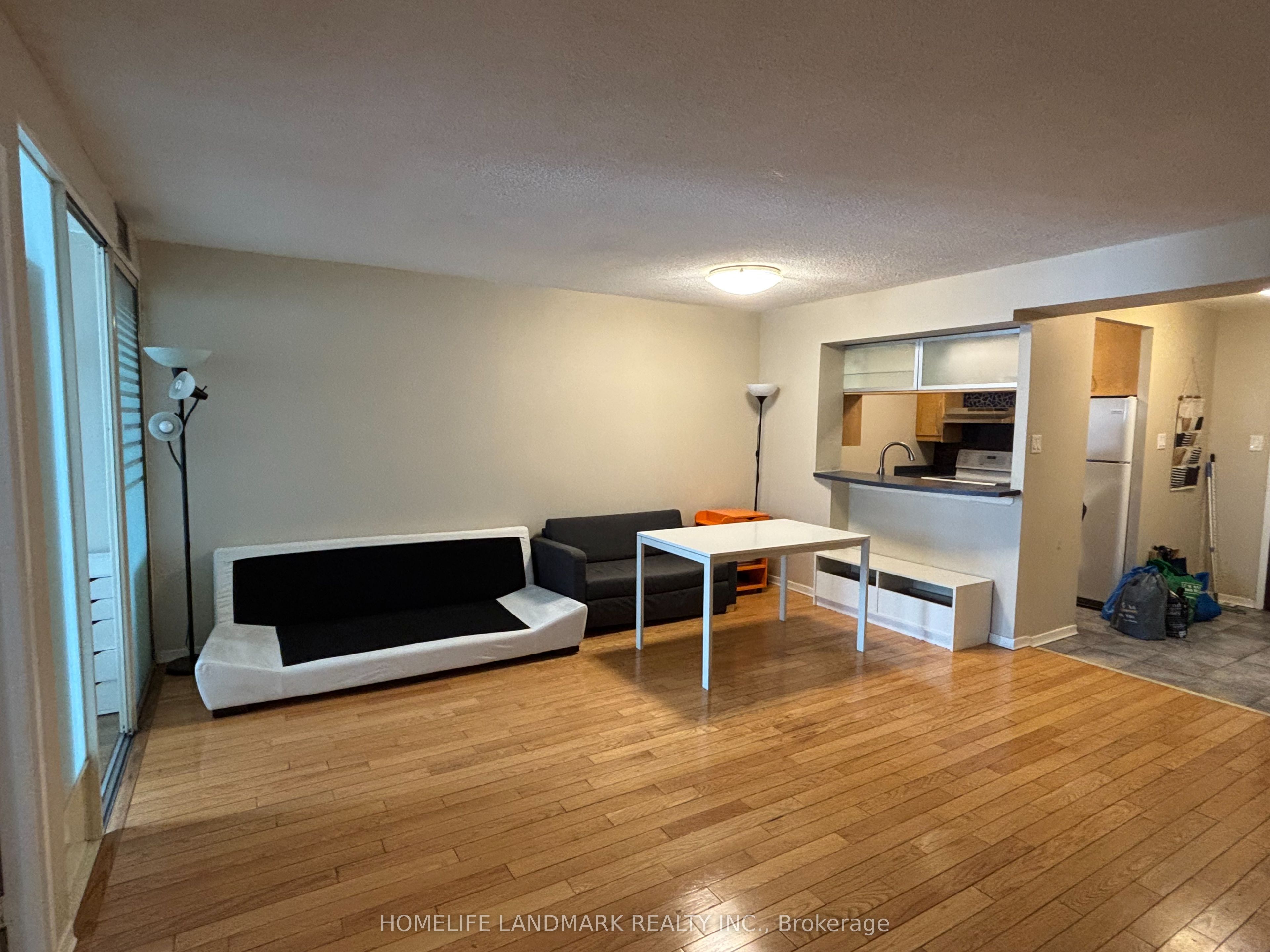 1055 Bay Street 1401, Toronto, ON M5S 3A3 photo 5
