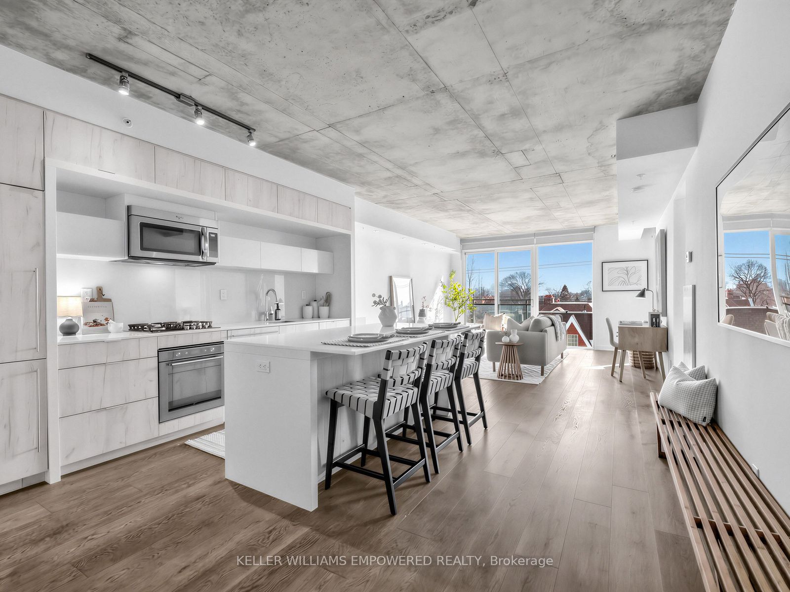 130 Rusholme Road 406, Toronto, ON M6H 1A7