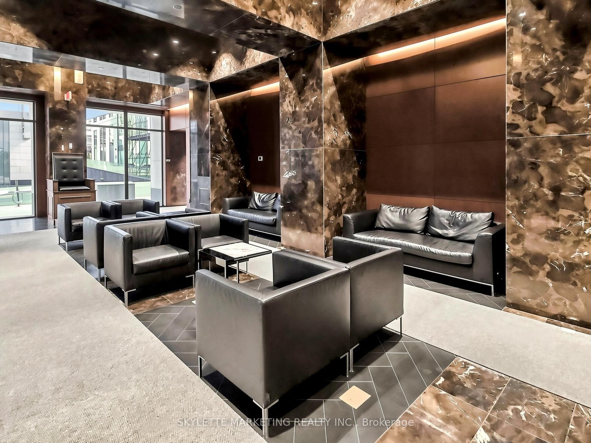 70 Temperance Street 2307, Toronto, ON M5H 0B1 photo 3