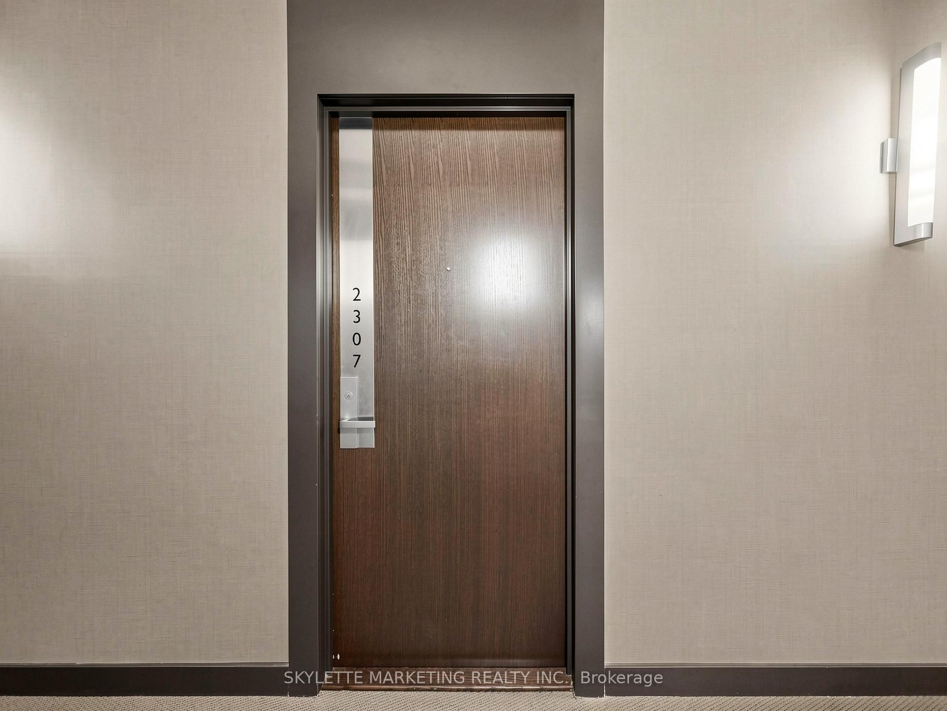 70 Temperance Street 2307, Toronto, ON M5H 0B1 photo 4