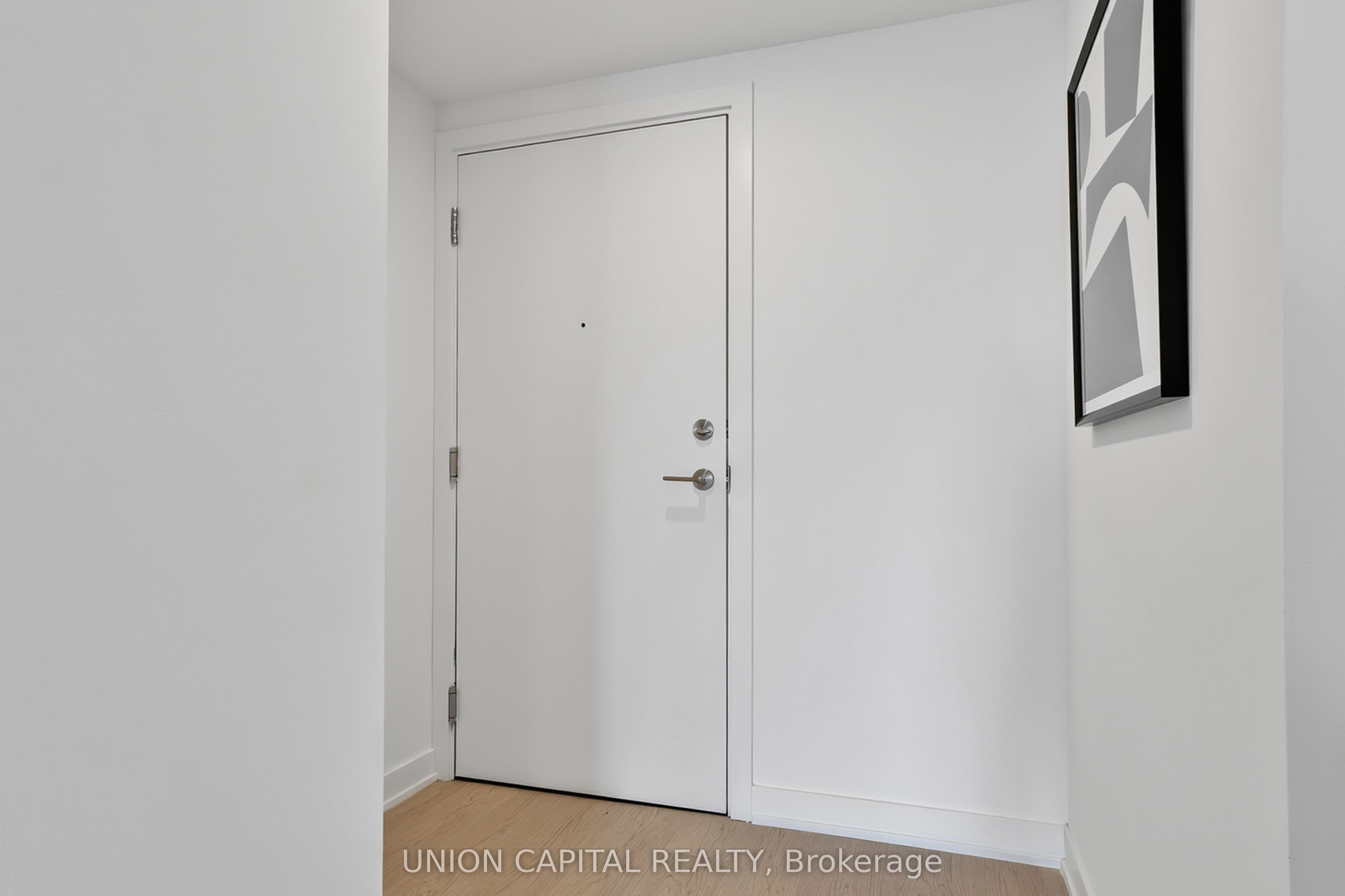 252 Church Street 1901, Toronto, ON M5B 0E6 photo 3