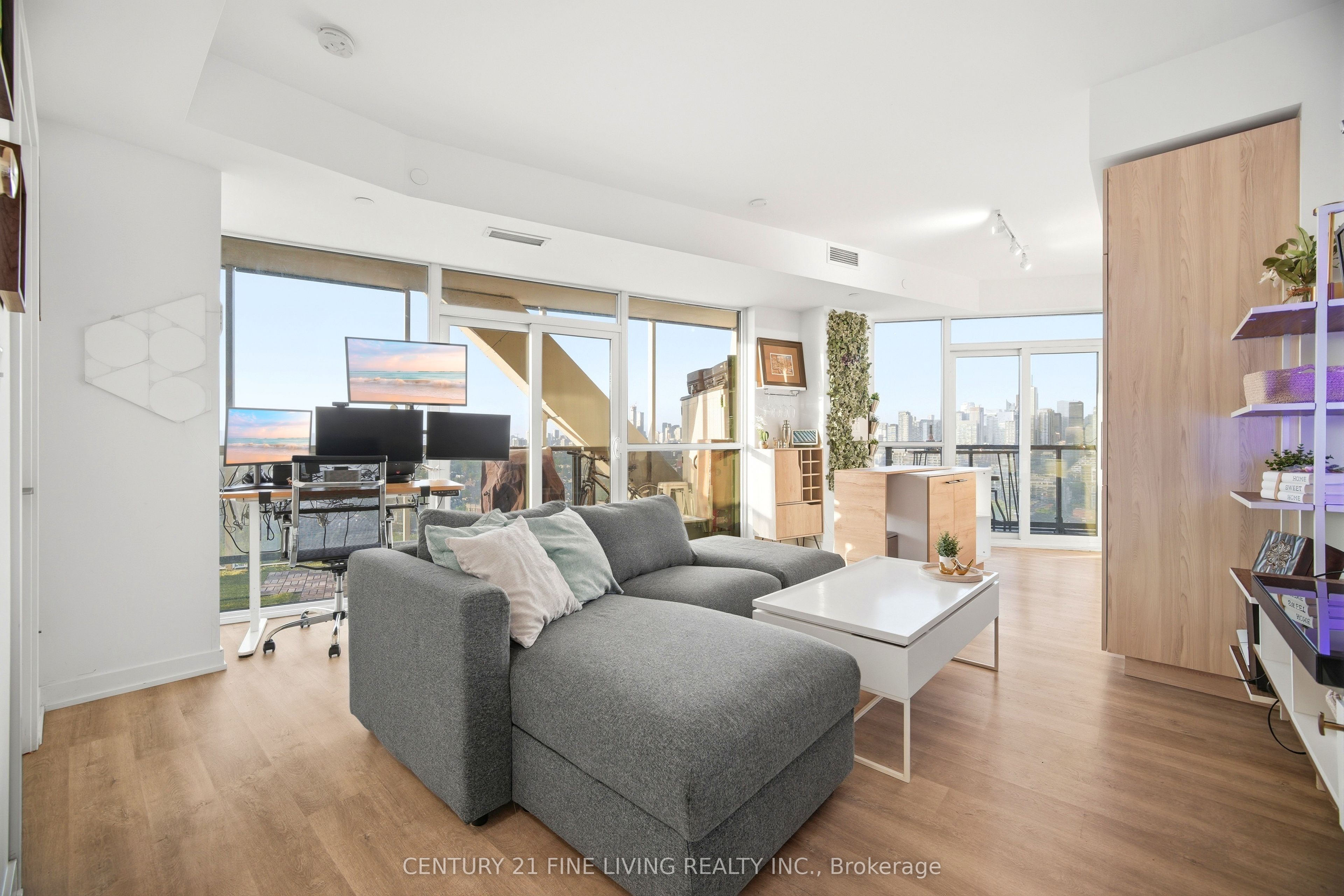 50 Ordnance Street 2309, Toronto, ON M6K 0C9 photo 3
