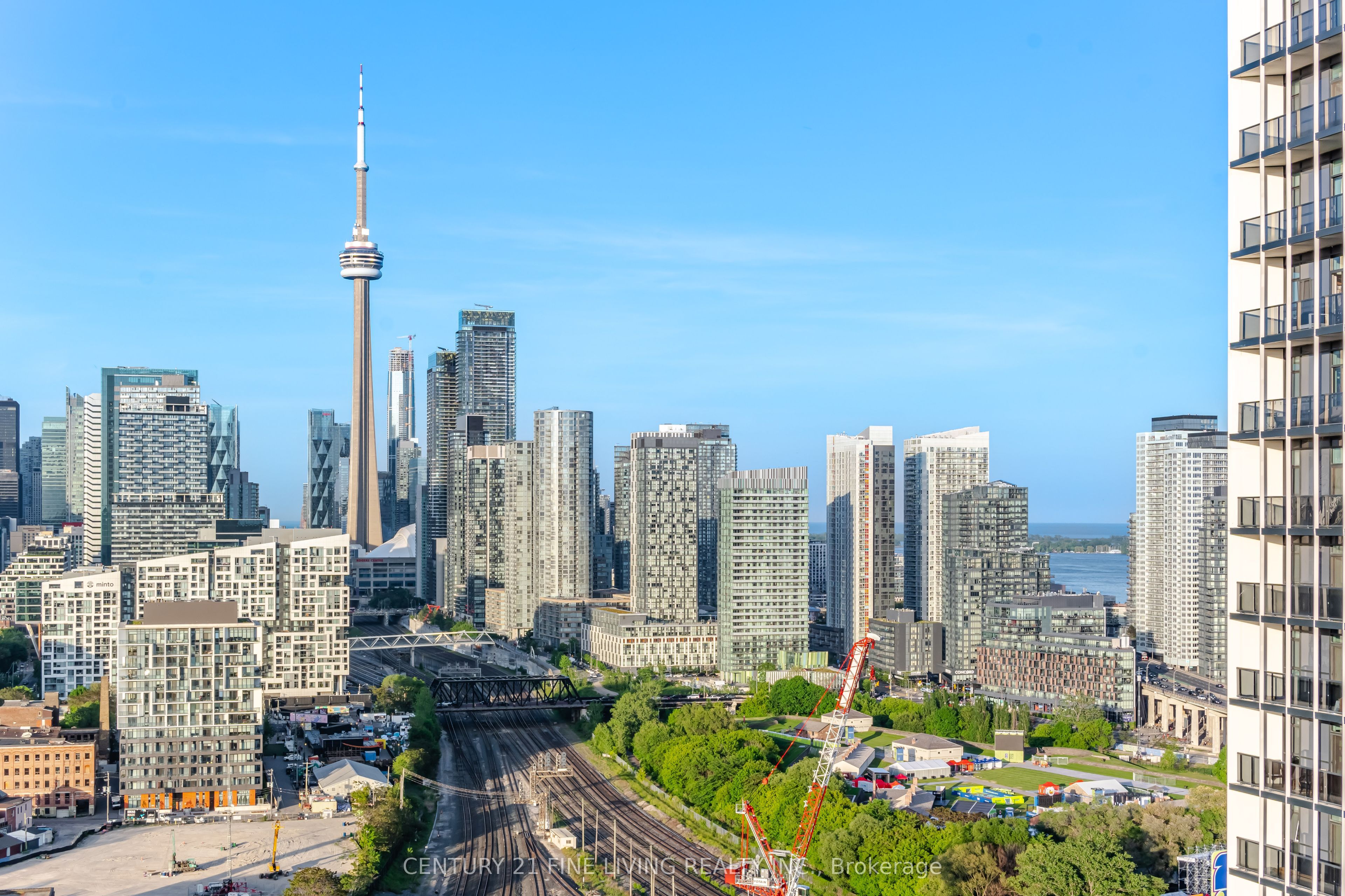 50 Ordnance Street 2309, Toronto, ON M6K 0C9 photo 4