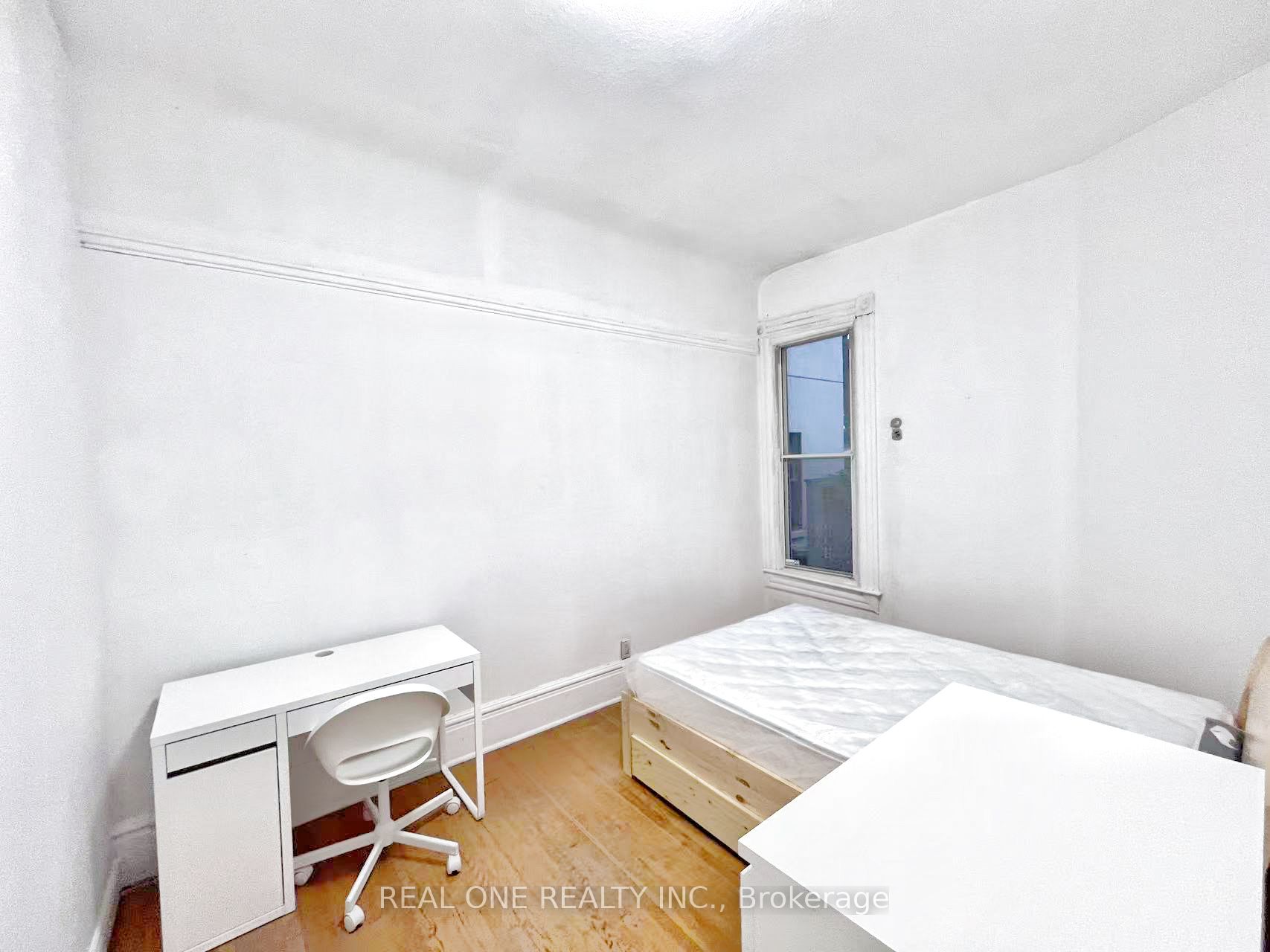222 Robert Street 102, Toronto, ON M5S 2K7 photo 3