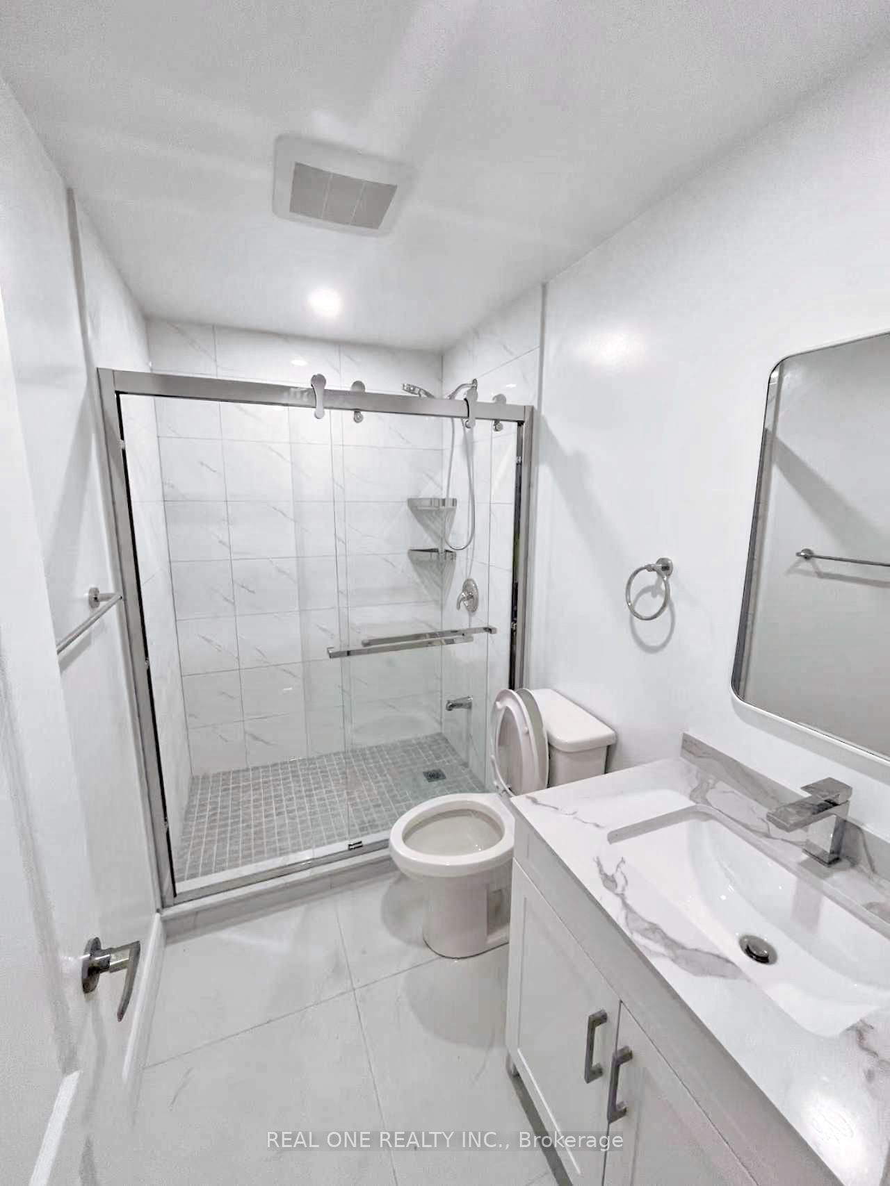222 Robert Street 102, Toronto, ON M5S 2K7 photo 5