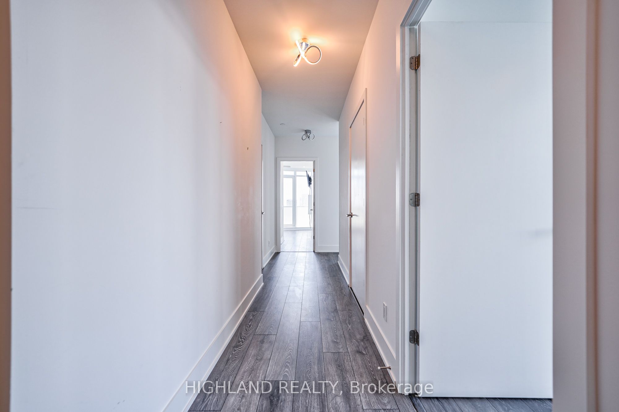 403 Church Street 4202, Toronto, ON M4Y 0C9 photo 5