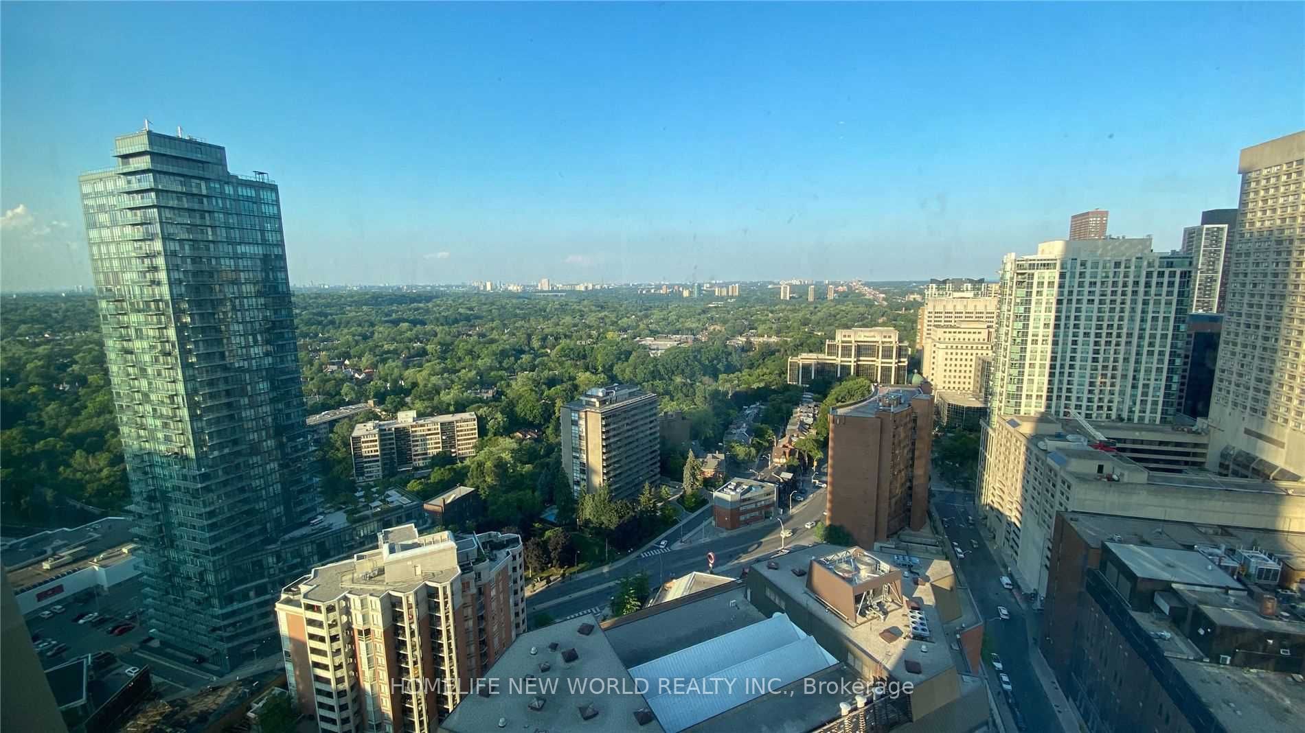1 Yorkville Avenue 2810, Toronto, ON M4W 0B1 photo 2