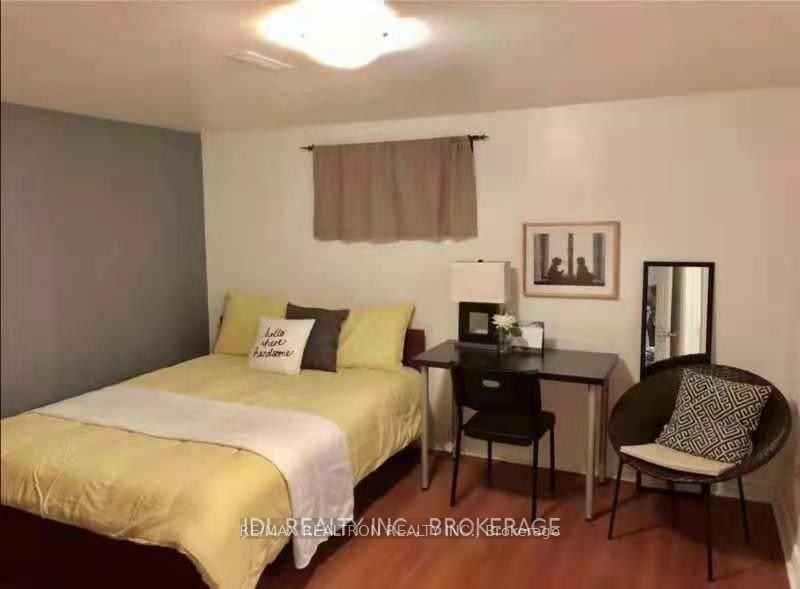 2 Greyhound Drive Bsmt, Toronto, ON M2H 1K3 photo 5