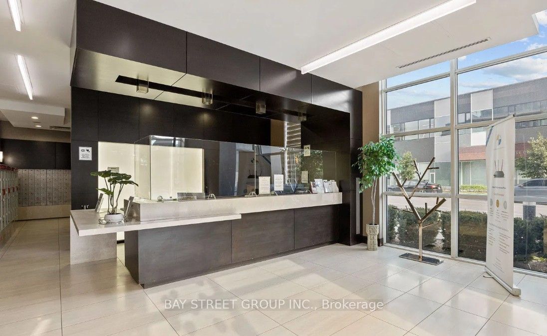 275 Yorkland Road 1510, Toronto, ON M2J 0B4 photo 5