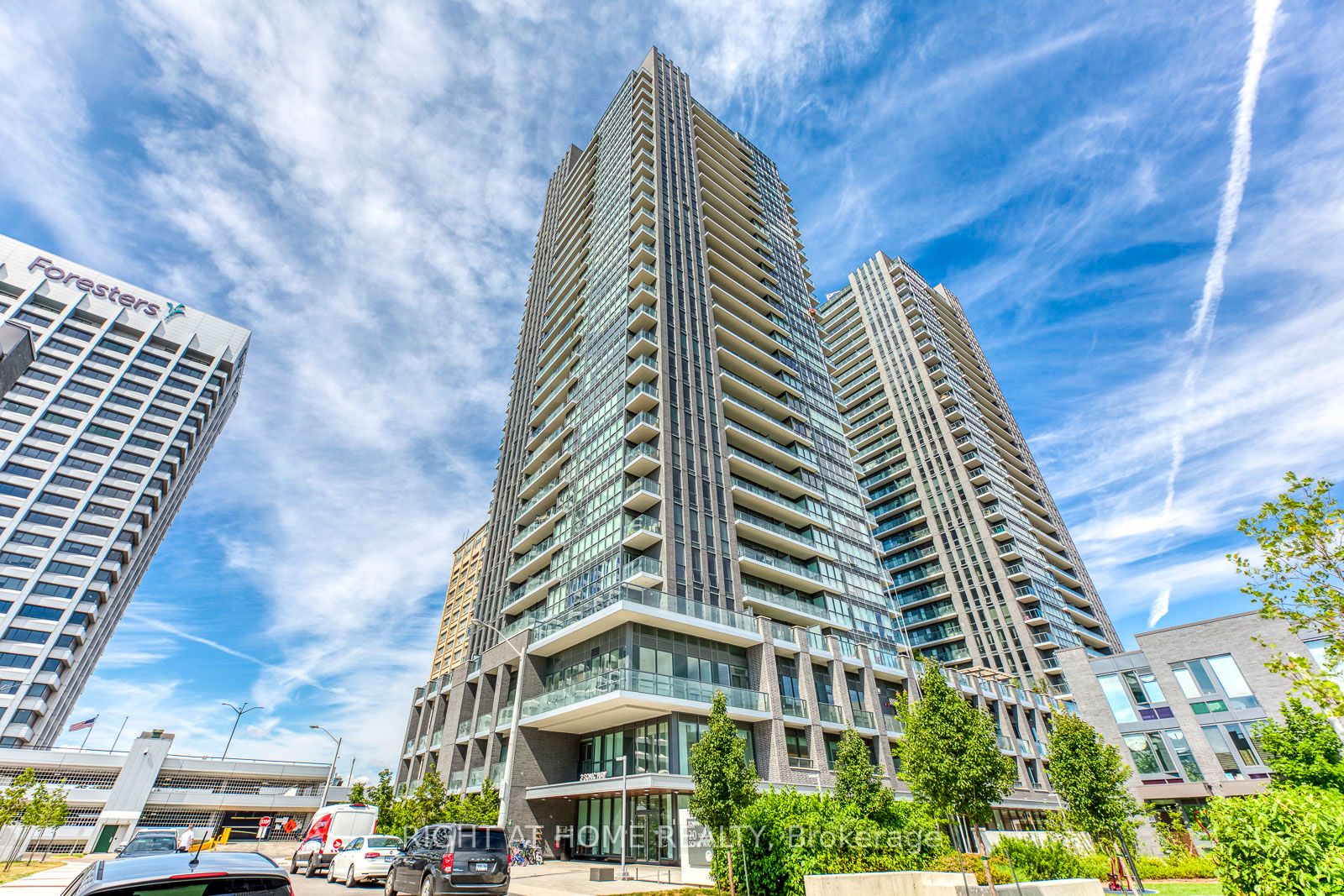 2 Sonic Way 308, Toronto, ON M3C 0P2