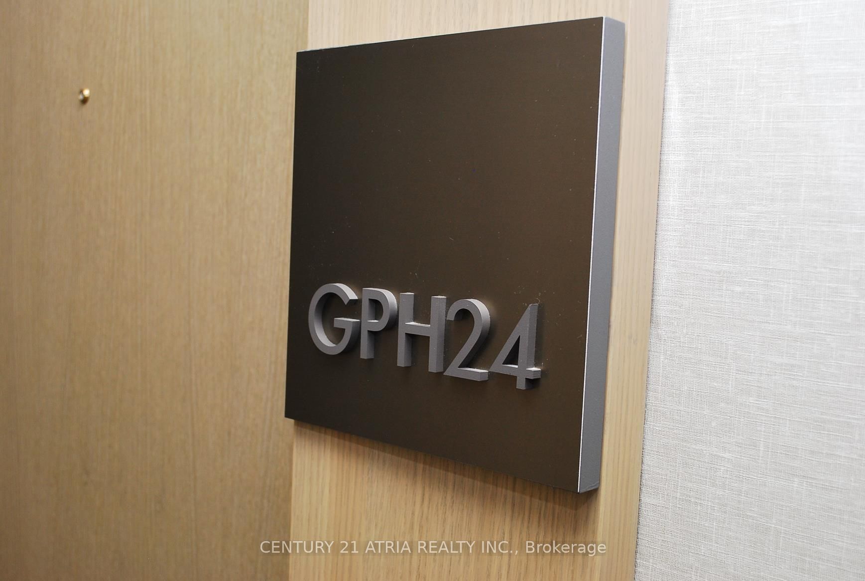 1 Edgewater Drive Gph24, Toronto, ON M5A 0L1 photo 4