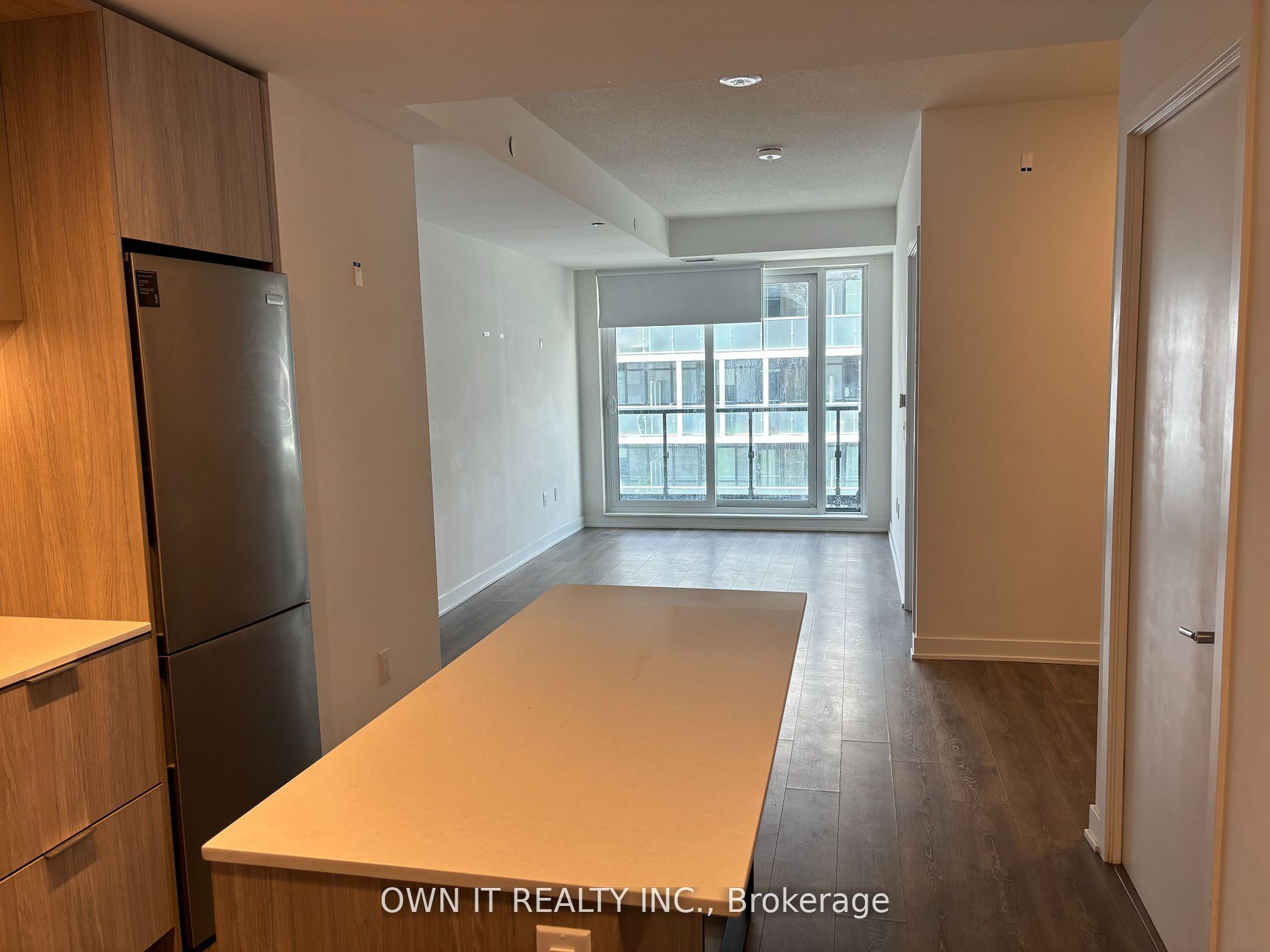 35 Tubman Avenue 917, Toronto, ON M5A 0M8 photo 2