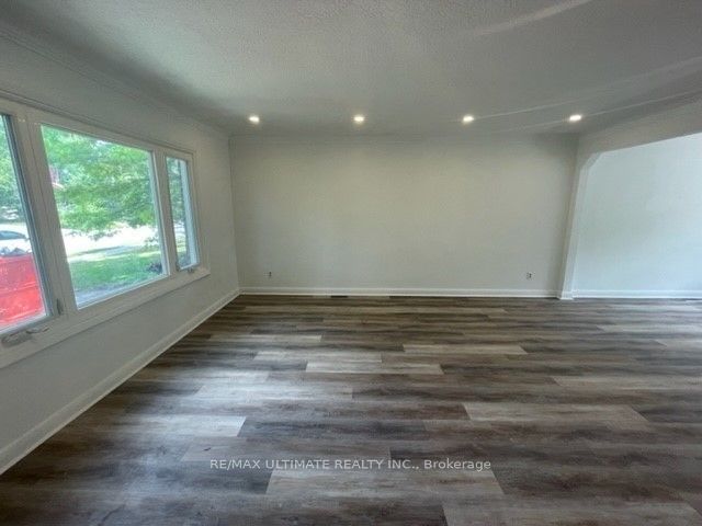 117 Patricia Avenue, Toronto, ON M2M 1J3 photo 3