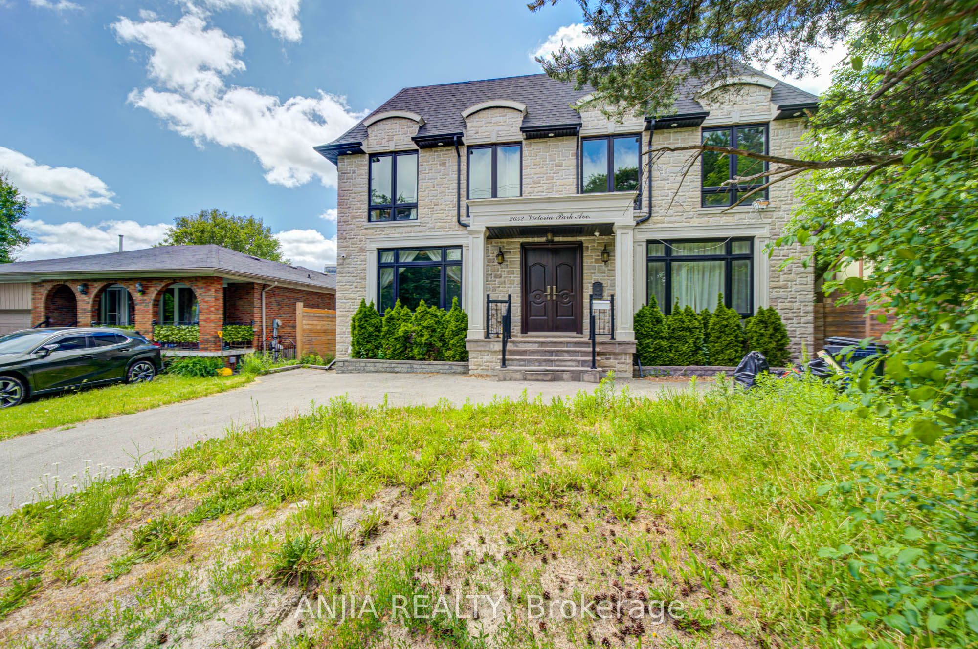 2652 Victoria Park Avenue, Toronto, ON M2J 4A6 photo 2