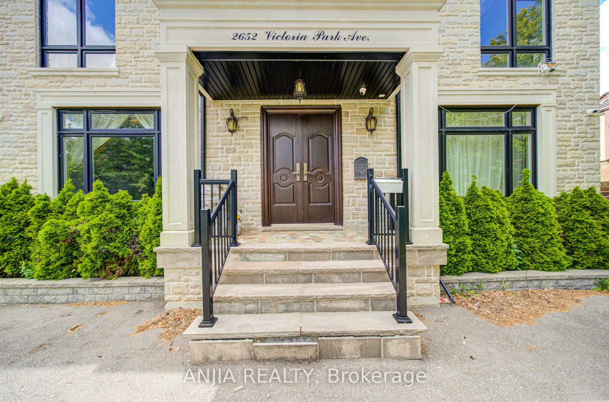 2652 Victoria Park Avenue, Toronto, ON M2J 4A6 photo 3