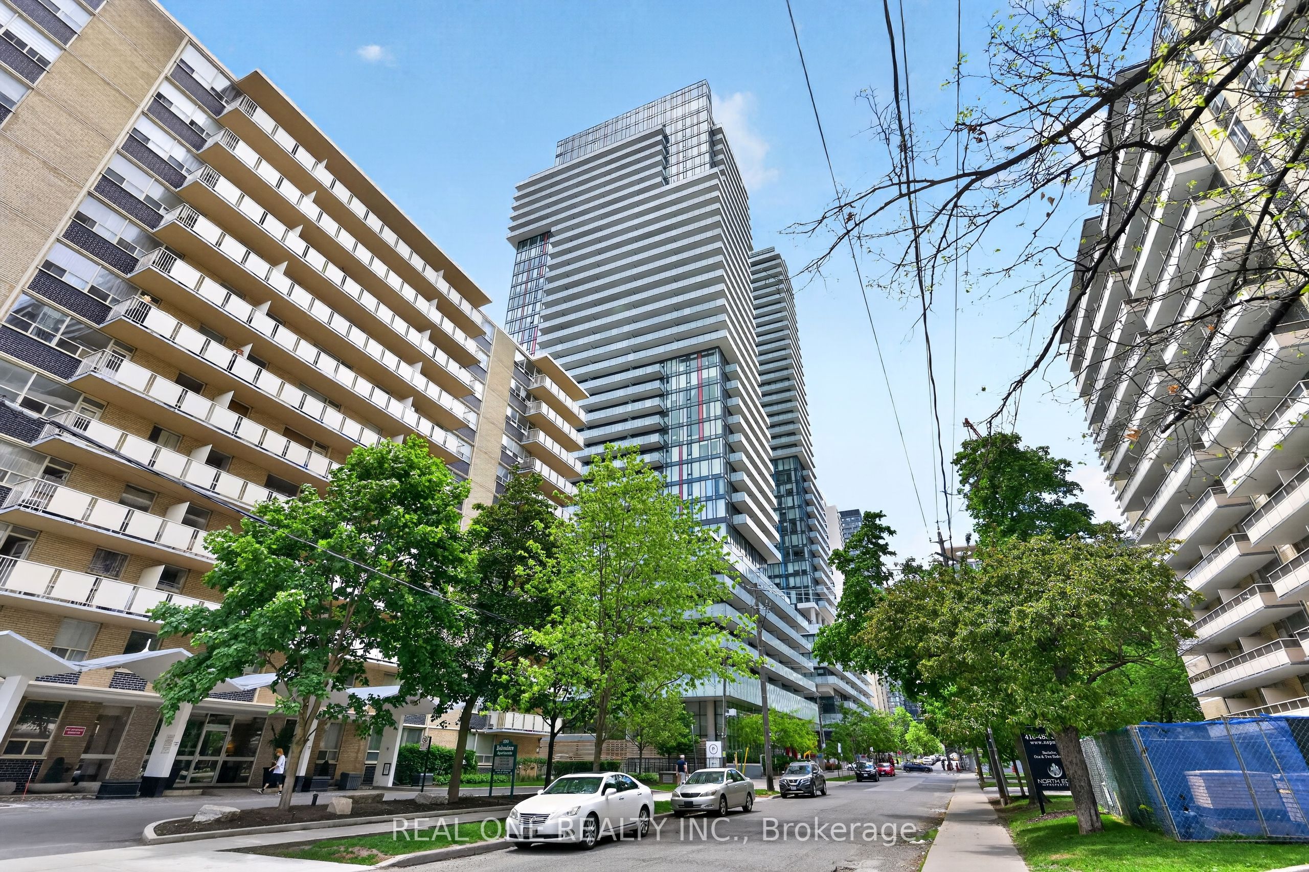 185 Roehampton Avenue 1906, Toronto, ON M4P 0C6 photo 2