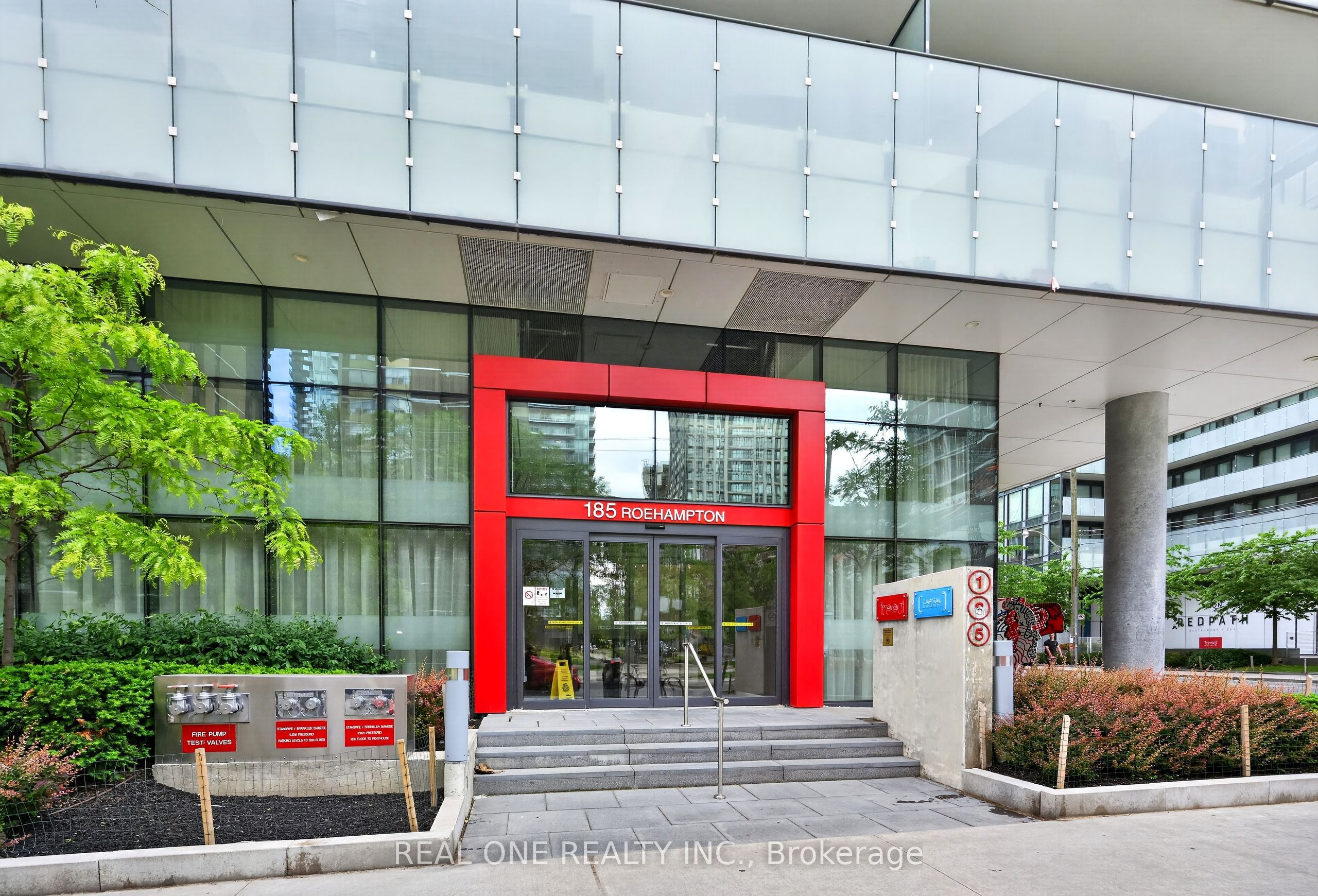185 Roehampton Avenue 1906, Toronto, ON M4P 0C6 photo 4
