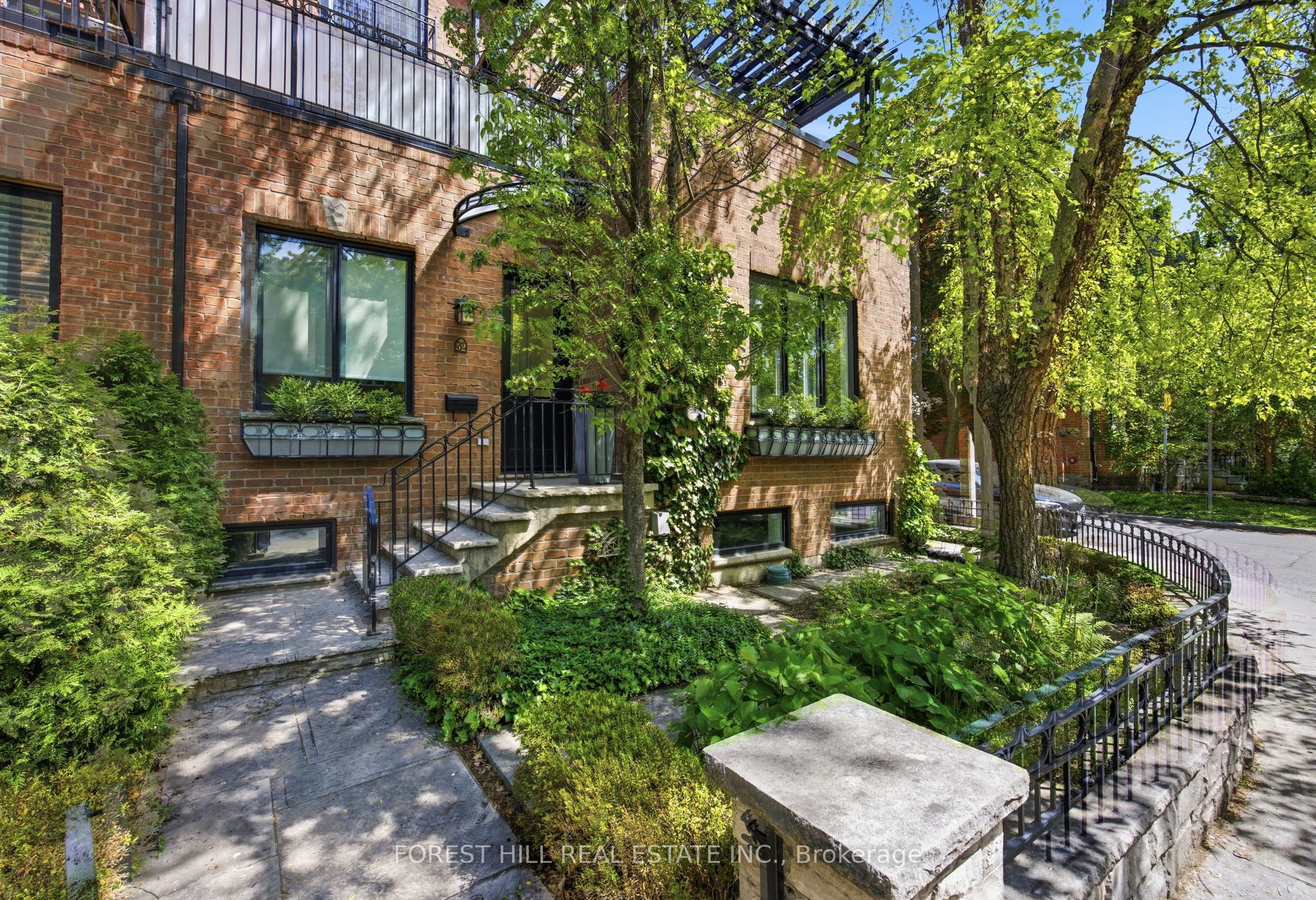 52 Shaftesbury Avenue, Toronto, ON M4T 1A2 photo 4