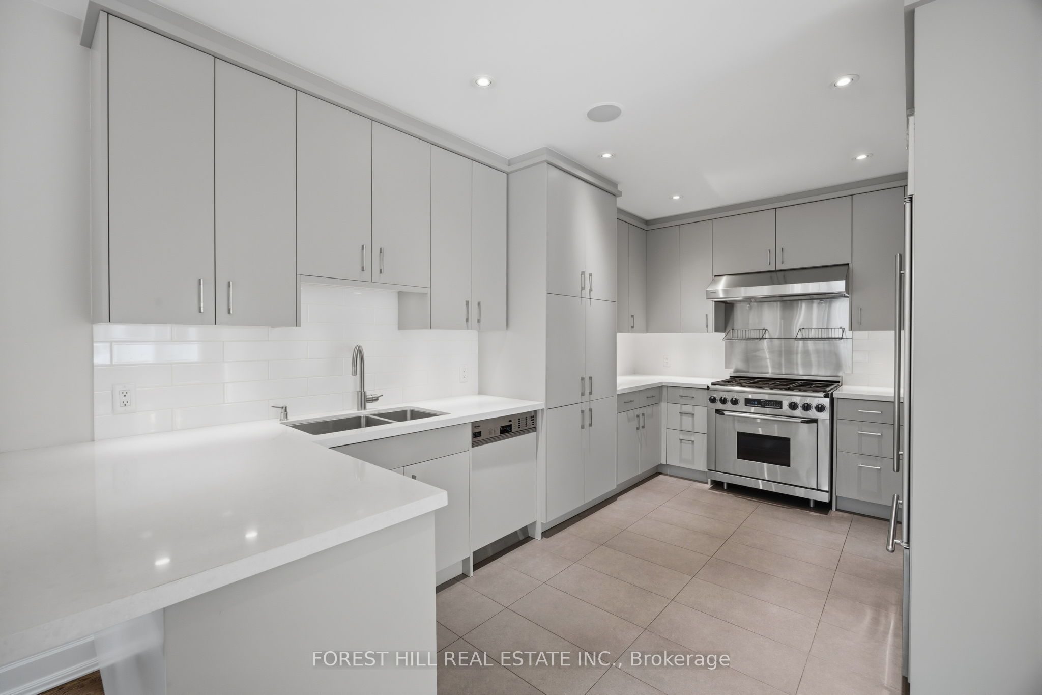 52 Shaftesbury Avenue, Toronto, ON M4T 1A2 photo 5