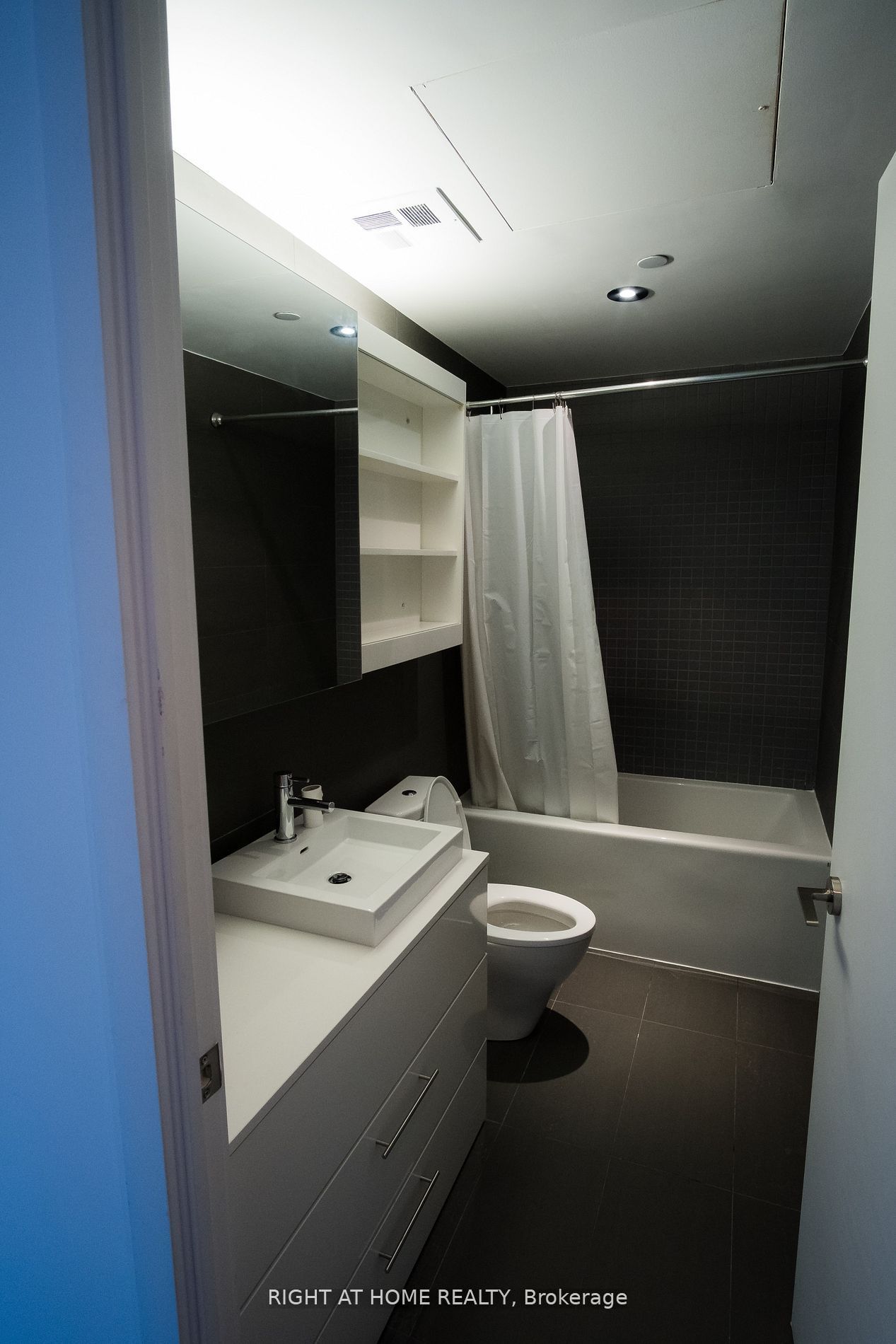 47 Lower River Street 342, Toronto, ON M5A 0G1 photo 3
