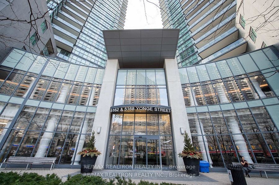 5162 Yonge Street 1001, Toronto, ON M2N 0E9