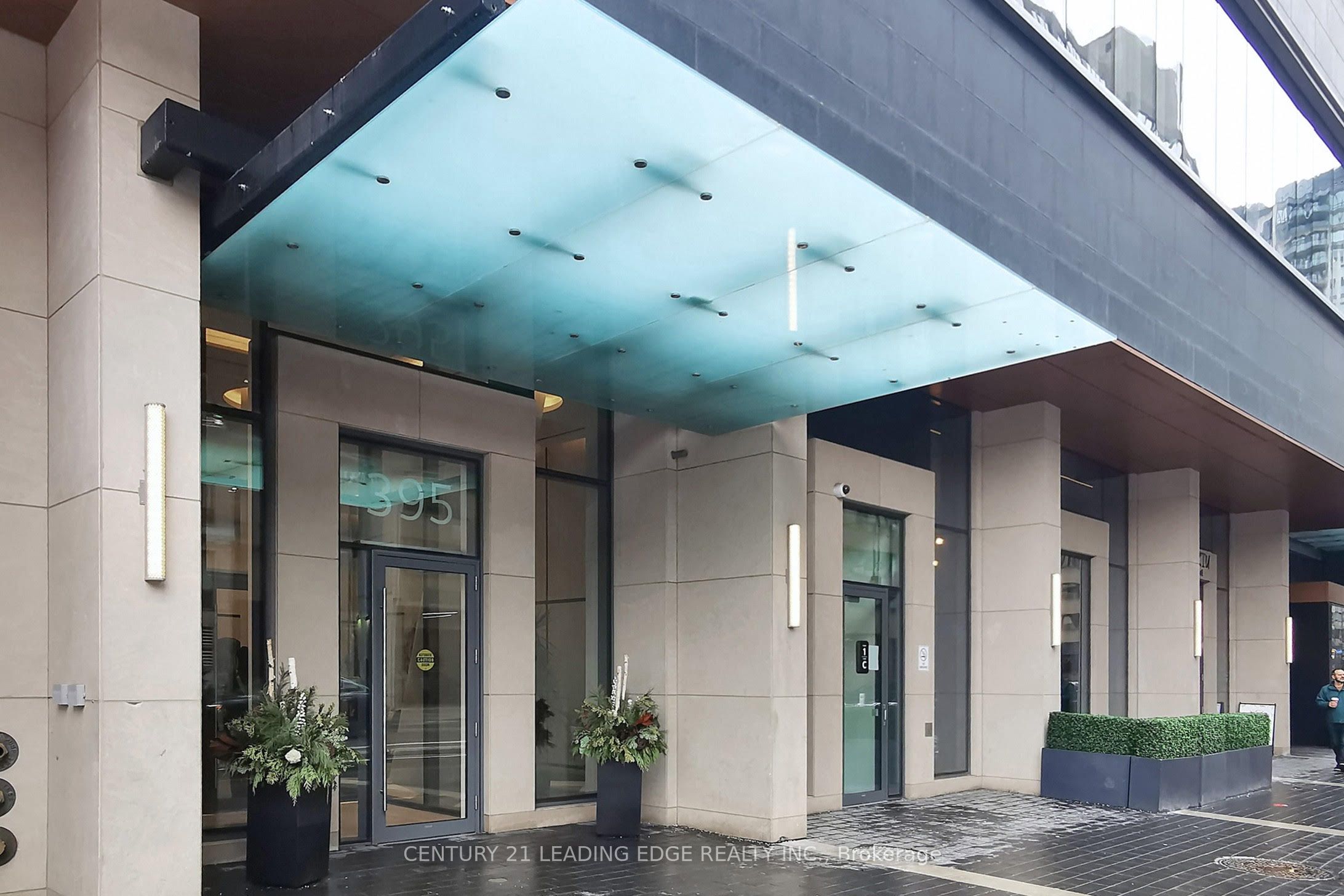 395 Bloor Street 2109, Toronto, ON M4W 0B4 photo 2