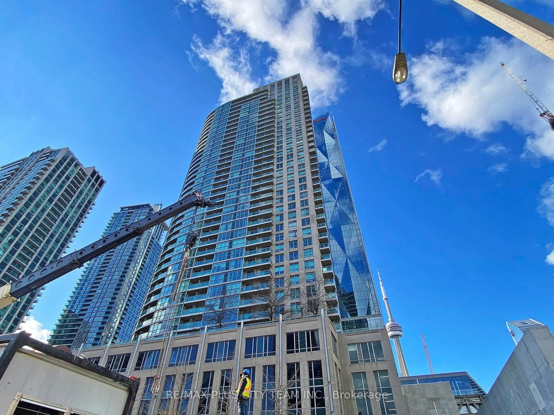 18 Yonge Street 2904, Toronto, ON M5E 1Z8