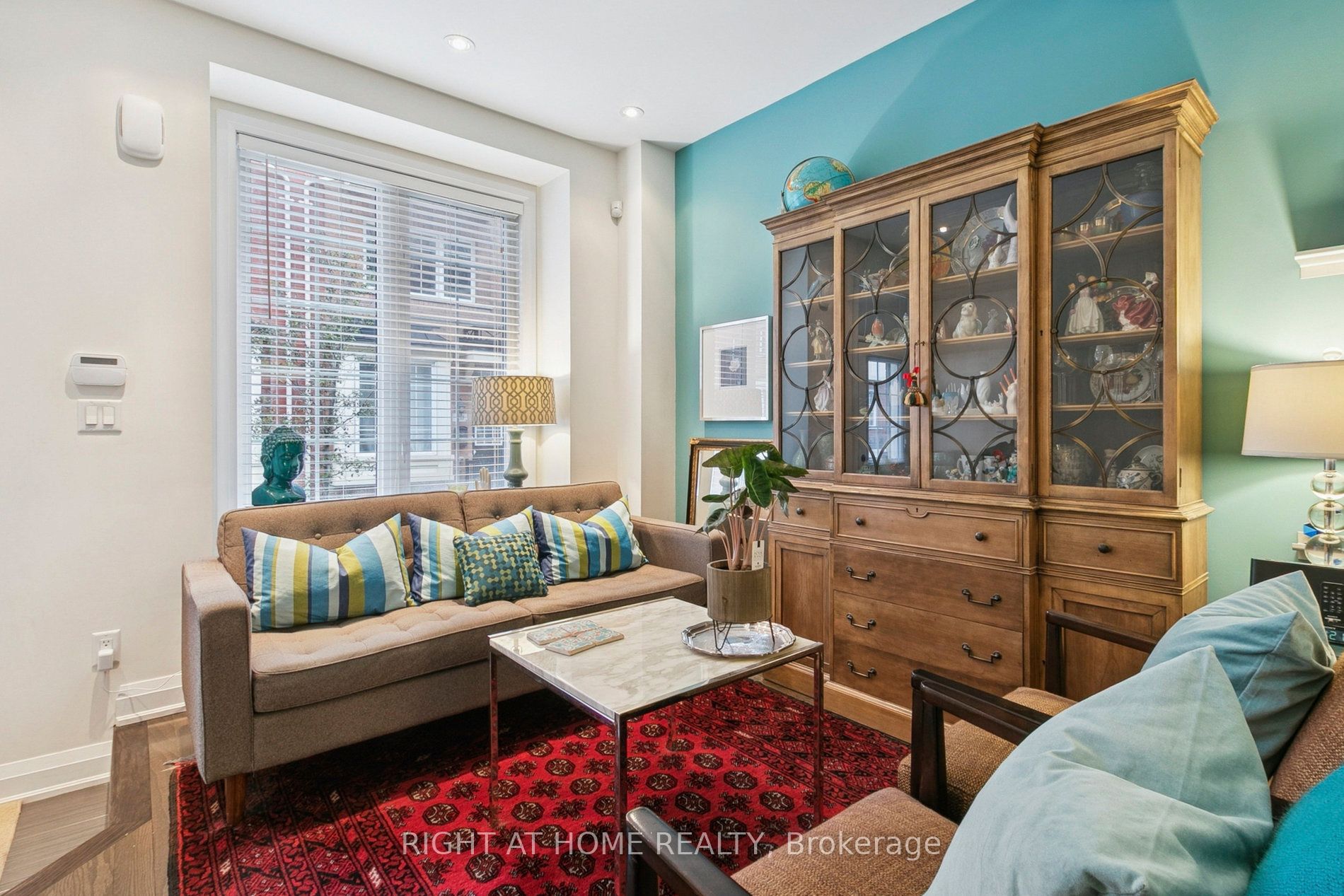28 Raffeix Lane, Toronto, ON M5A 0G5 photo 3