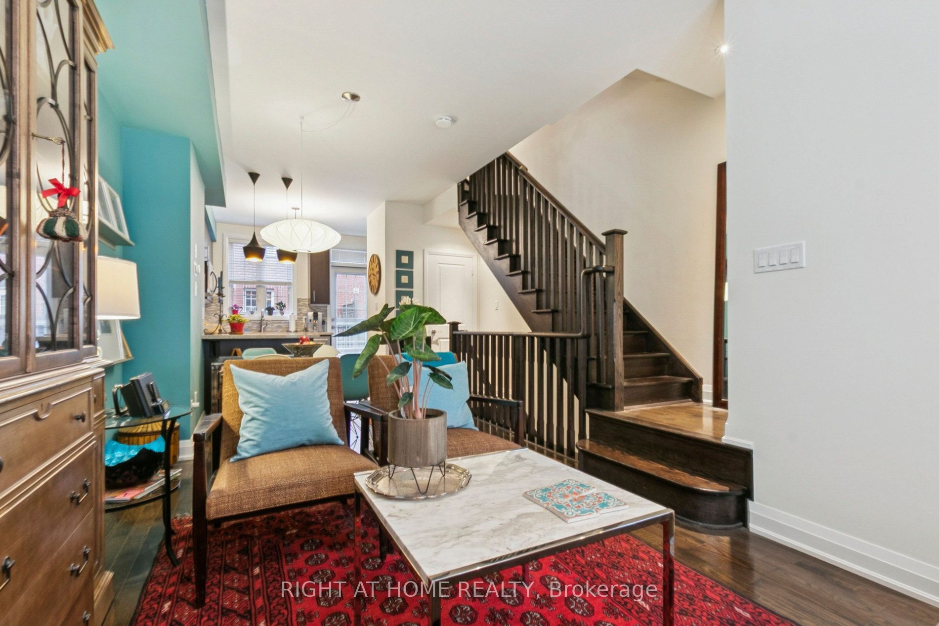 28 Raffeix Lane, Toronto, ON M5A 0G5 photo 4
