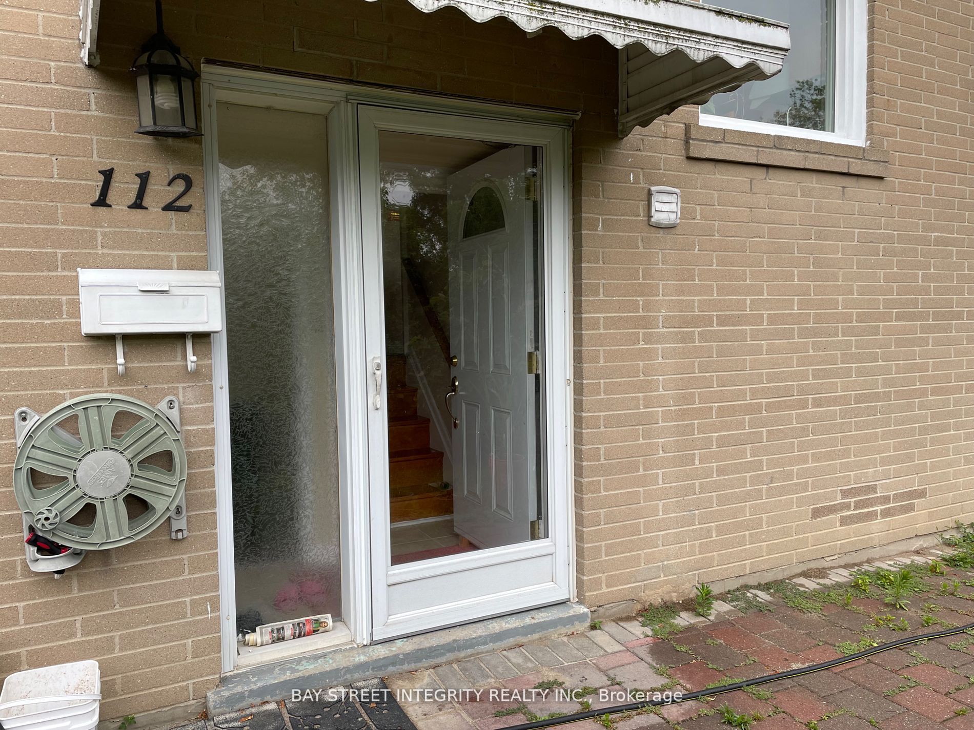 112 Combermere Drive BSMT, Toronto, ON M3A 2W8 photo 2