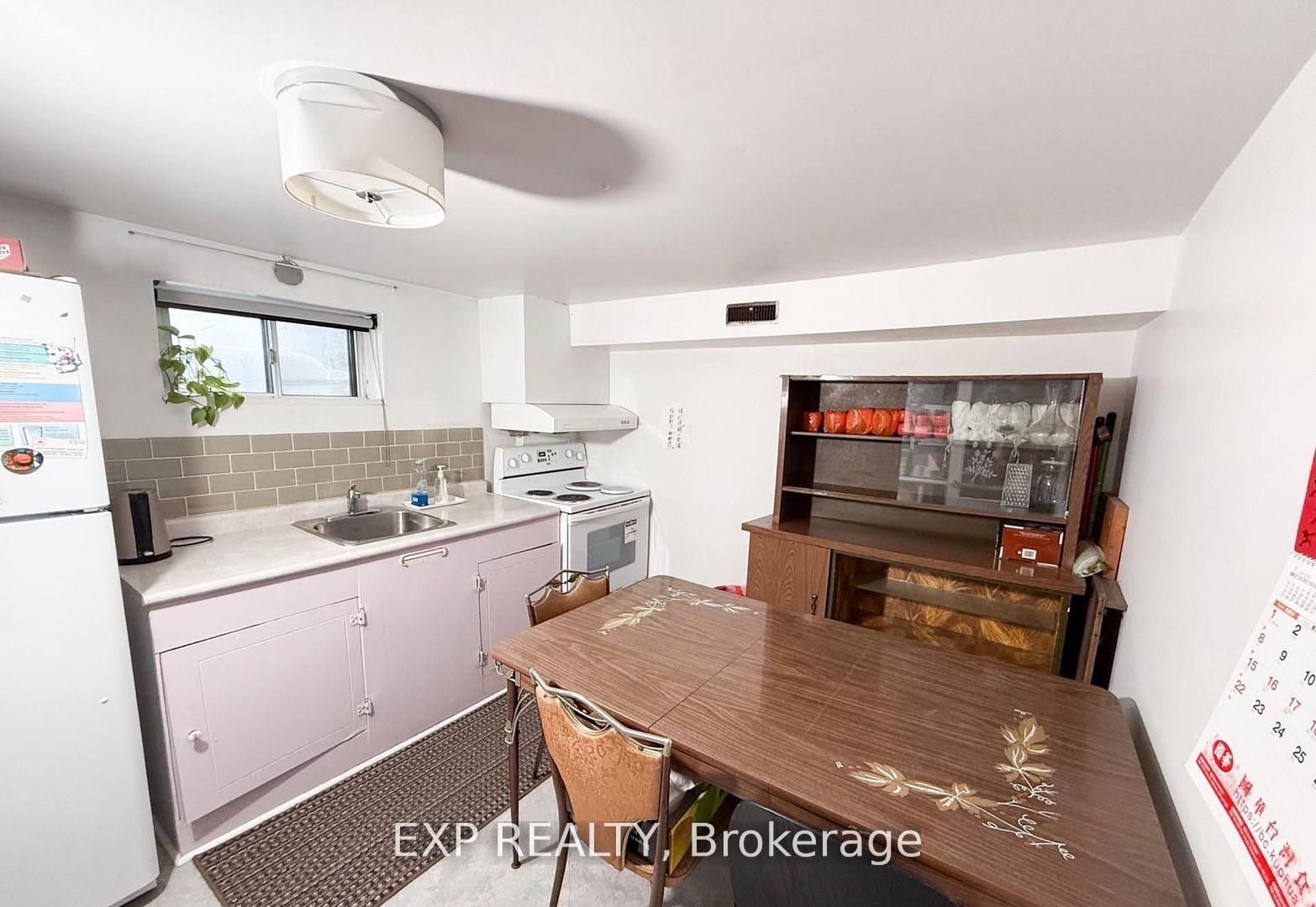 500 Drewry Avenue BASEMENT ROOM 3, Toronto, ON M2R 2L1 photo 4