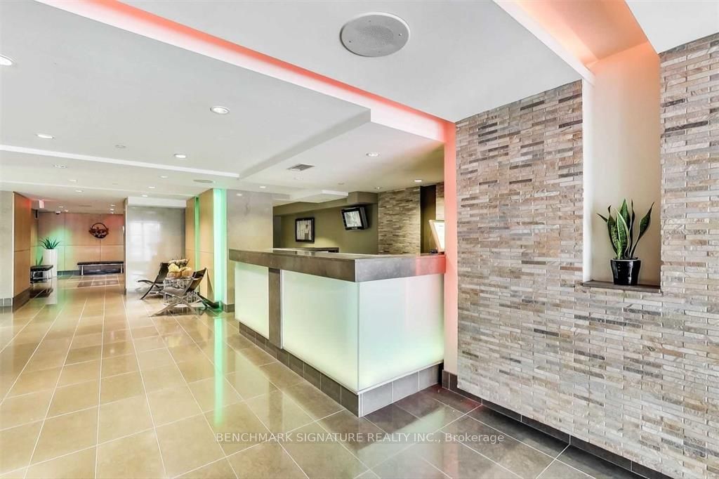 220 Victoria Street 1310, Toronto, ON M5B 2R6 photo 3