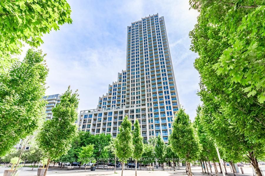 628 Fleet Street 110, Toronto, ON M5V 1A8