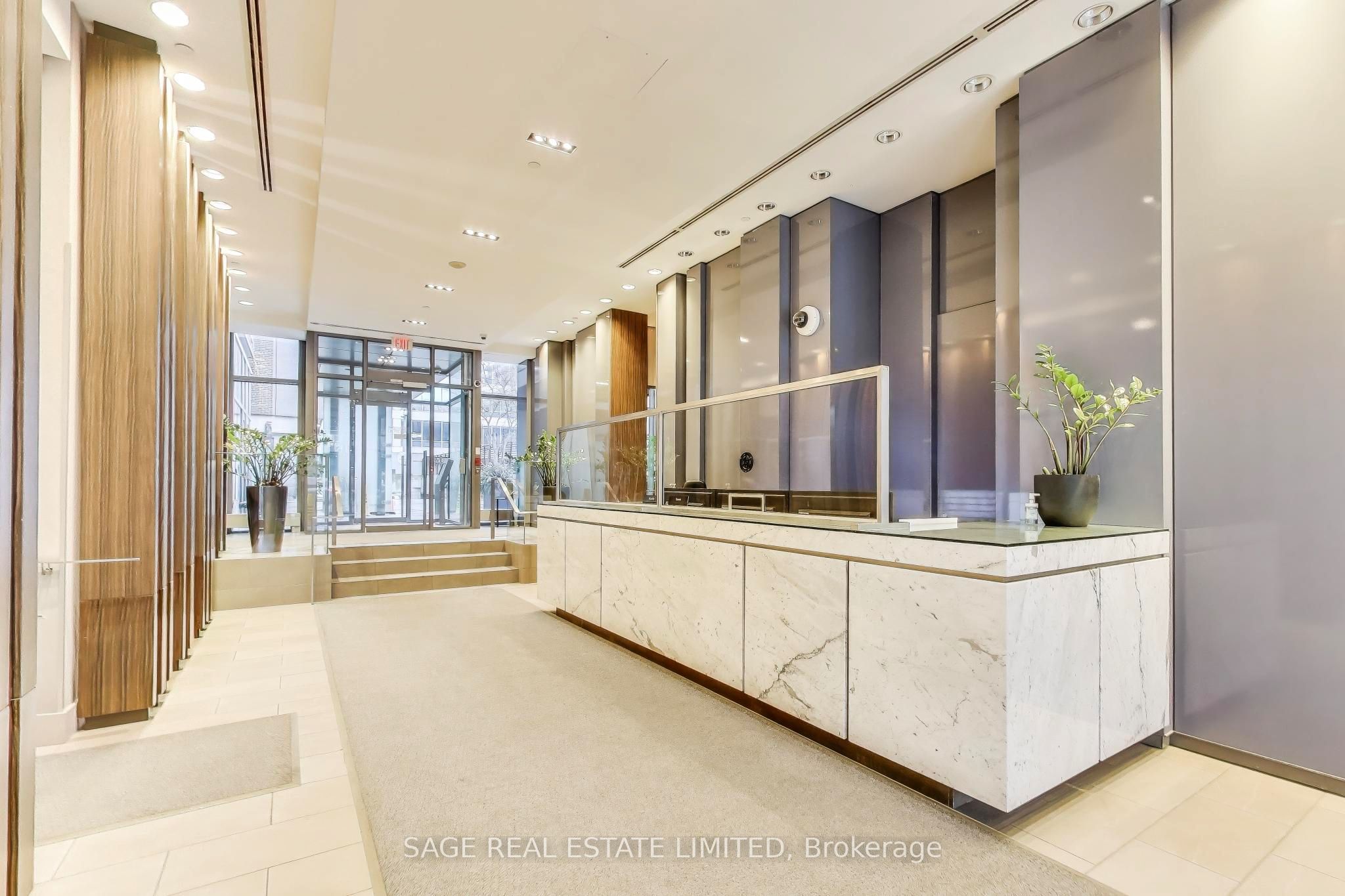 33 Lombard Street 4004, Toronto, ON M5C 3H8 photo 3