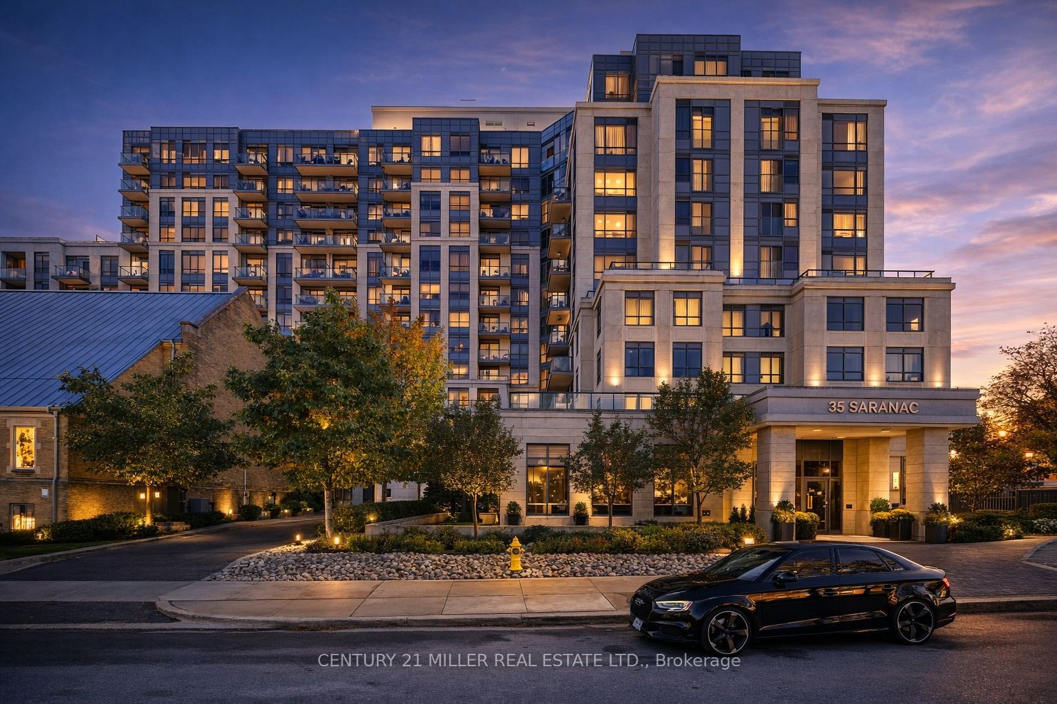 35 Saranac Boulevard Ph08, Toronto, ON M6A 2G4