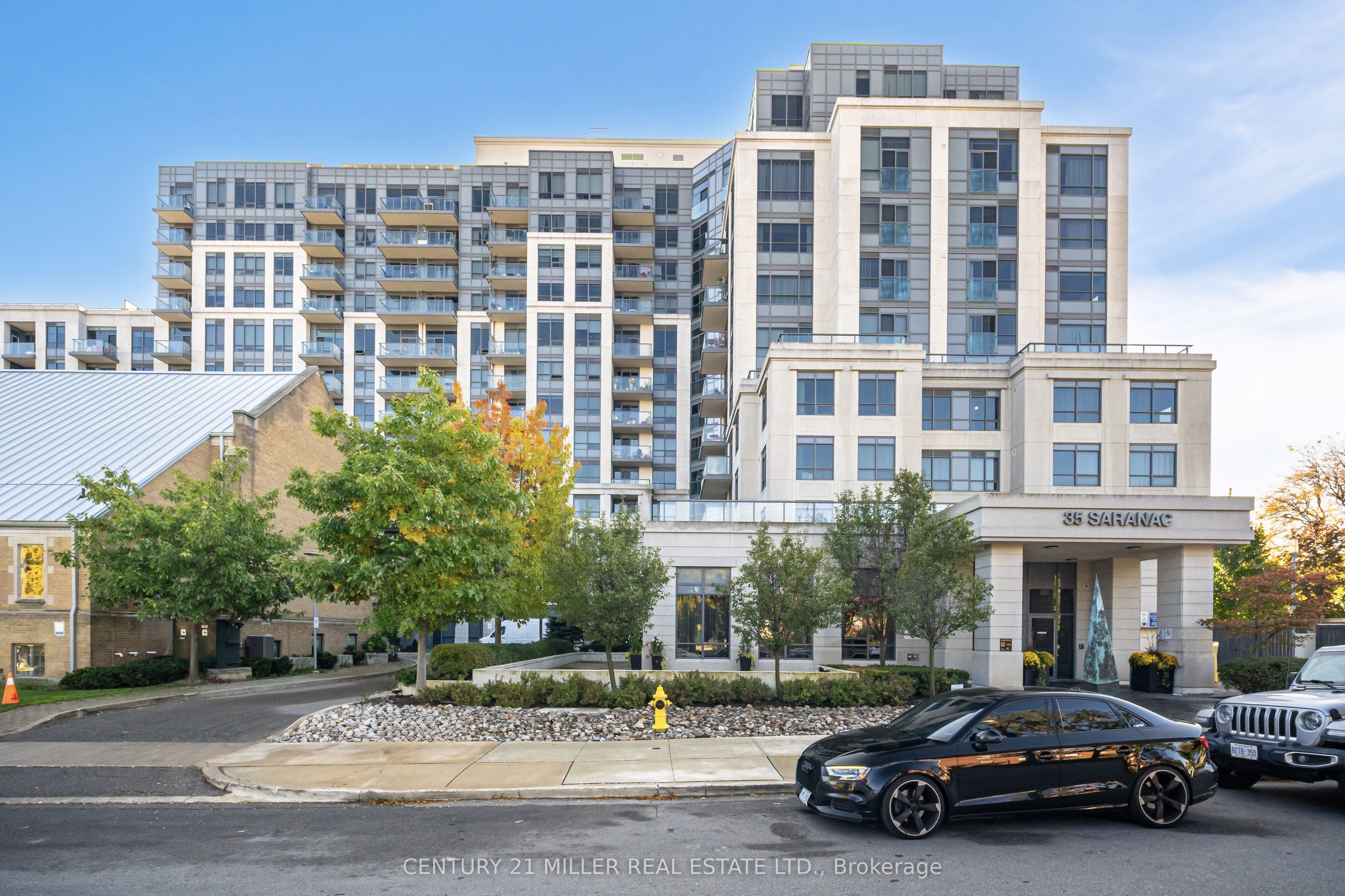 35 Saranac Boulevard Ph08, Toronto, ON M6A 2G4 photo 2