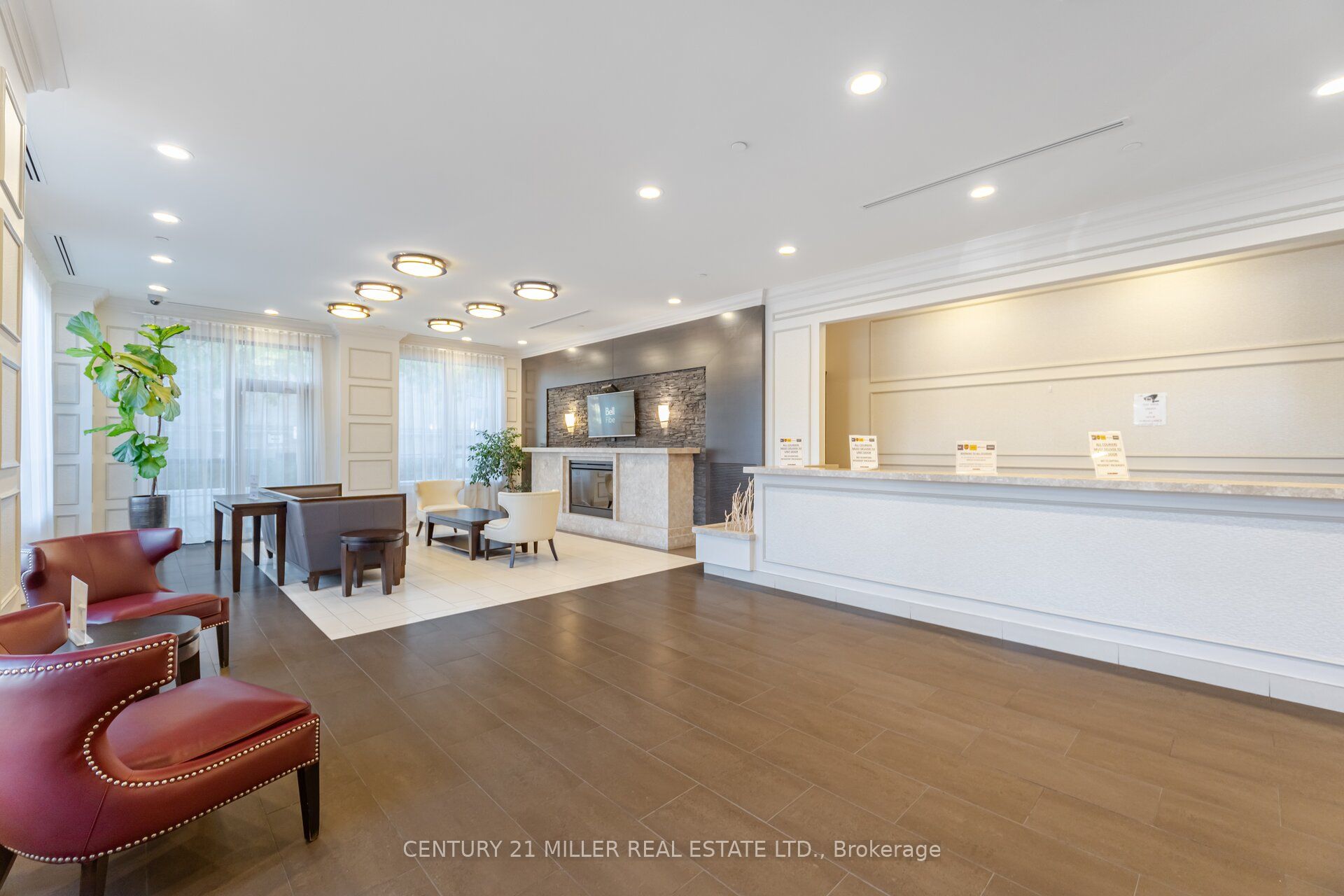 35 Saranac Boulevard Ph08, Toronto, ON M6A 2G4 photo 4