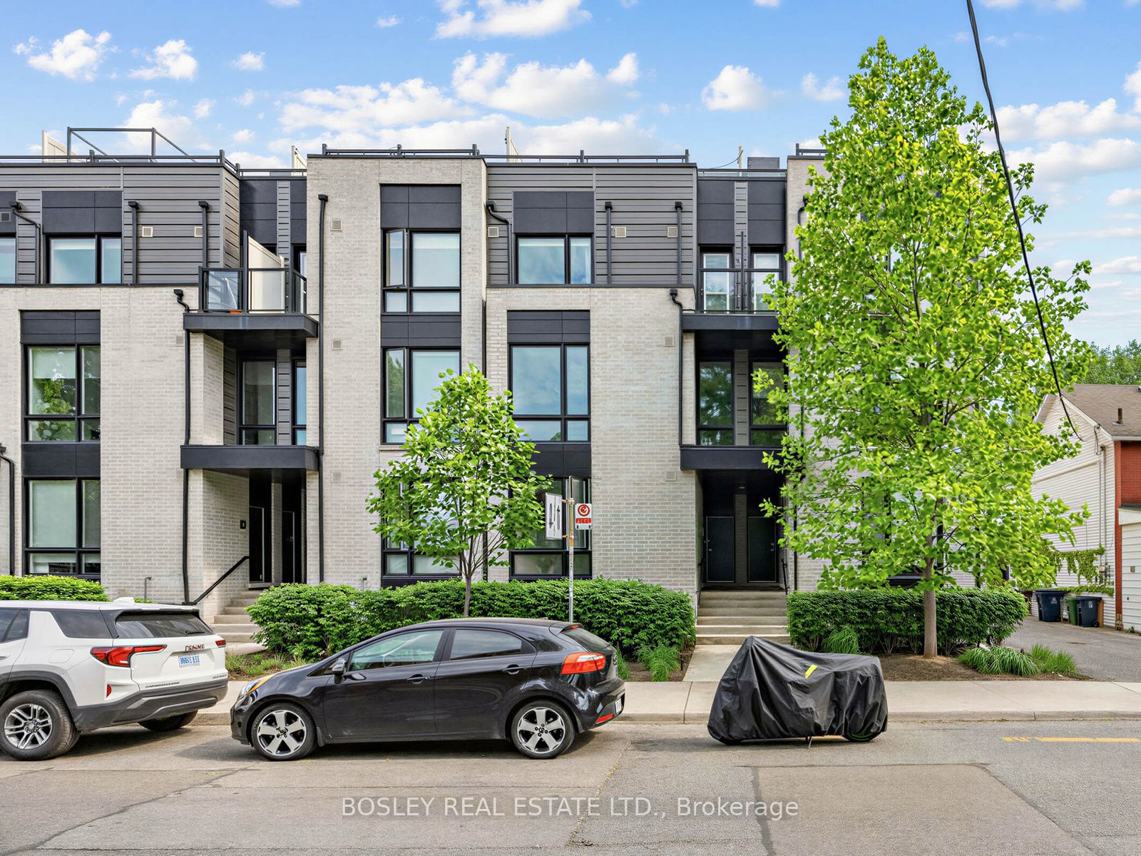 51 Florence Street TH11, Toronto, ON M6K 0C5 photo 2