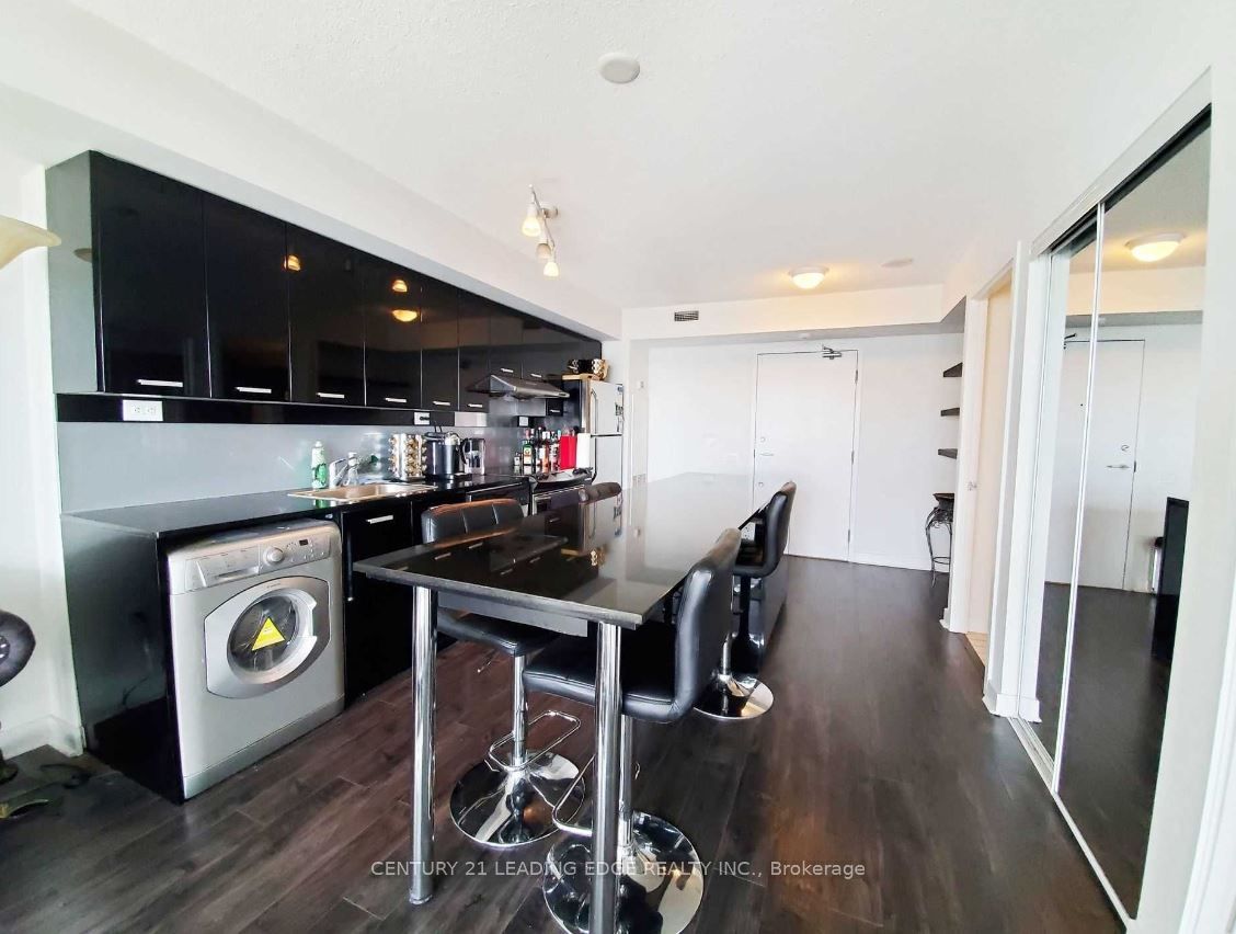 19 Singer Court 625, Toronto, ON M2K 0B2 photo 3