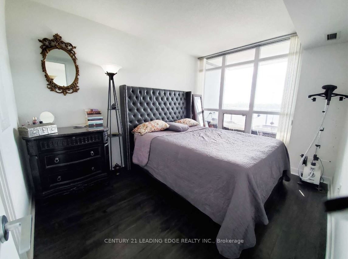19 Singer Court 625, Toronto, ON M2K 0B2 photo 4