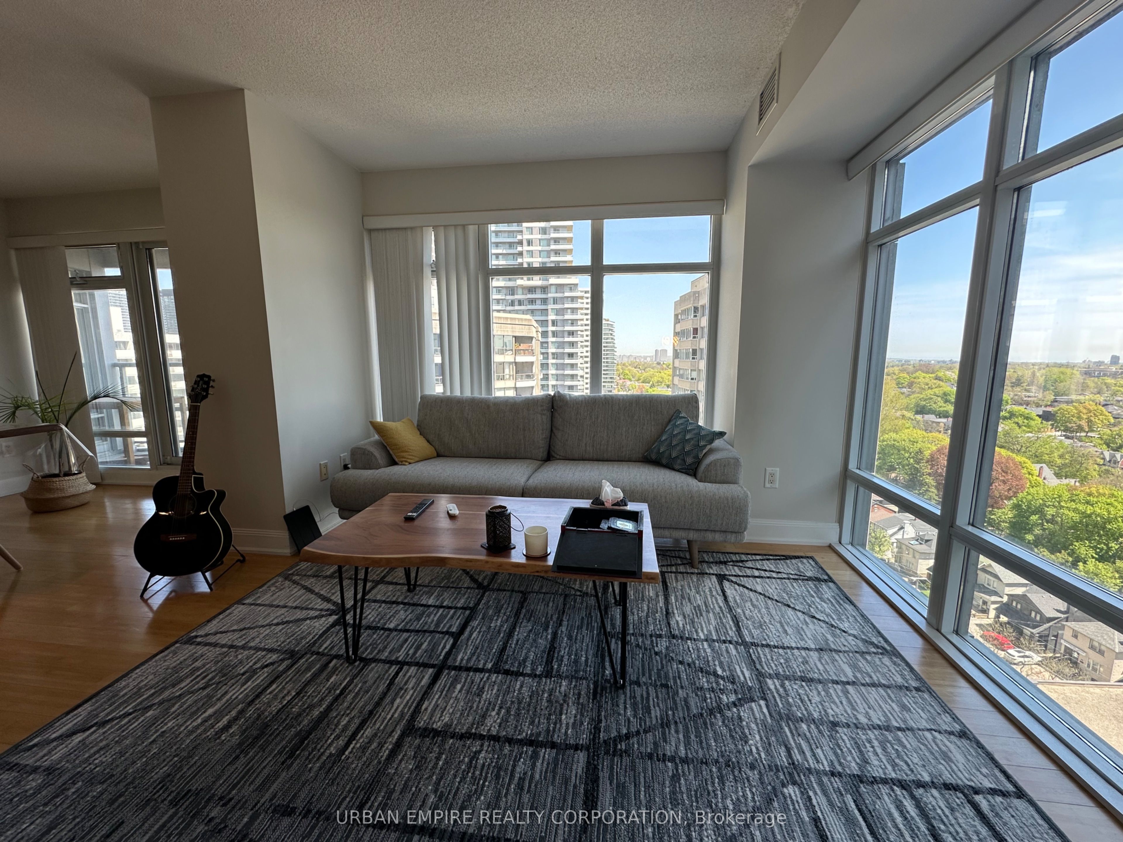 2181 Yonge Street 1602, Toronto, ON M4S 3H7 photo 2