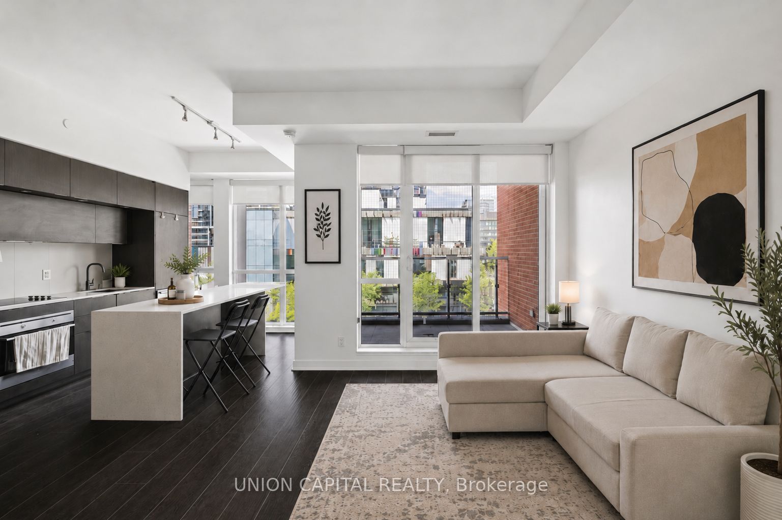 170 Sumach Street 417, Toronto, ON M5A 0C3 photo 2