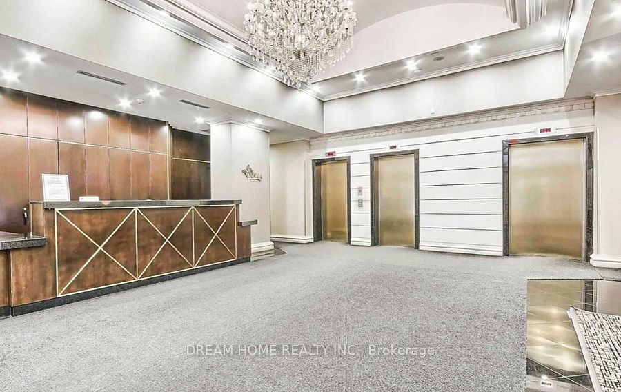 7 Lorraine Drive 216, Toronto, ON M2N 7H2 photo 3